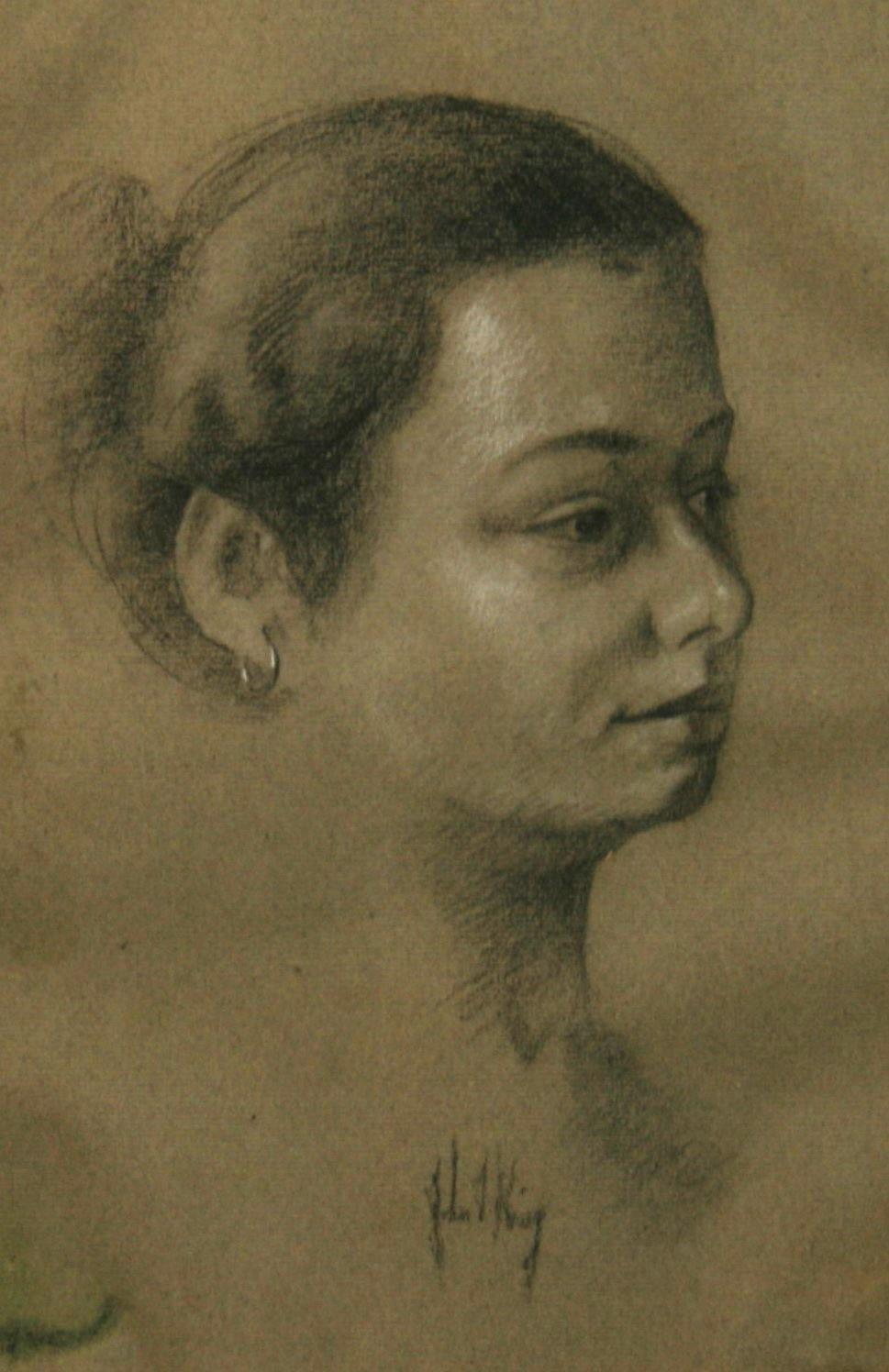 3878 Portrait féminin au fusain sur papier
Encadré dans un cadre en bois noir. Taille de l'image : 12.5x9.5