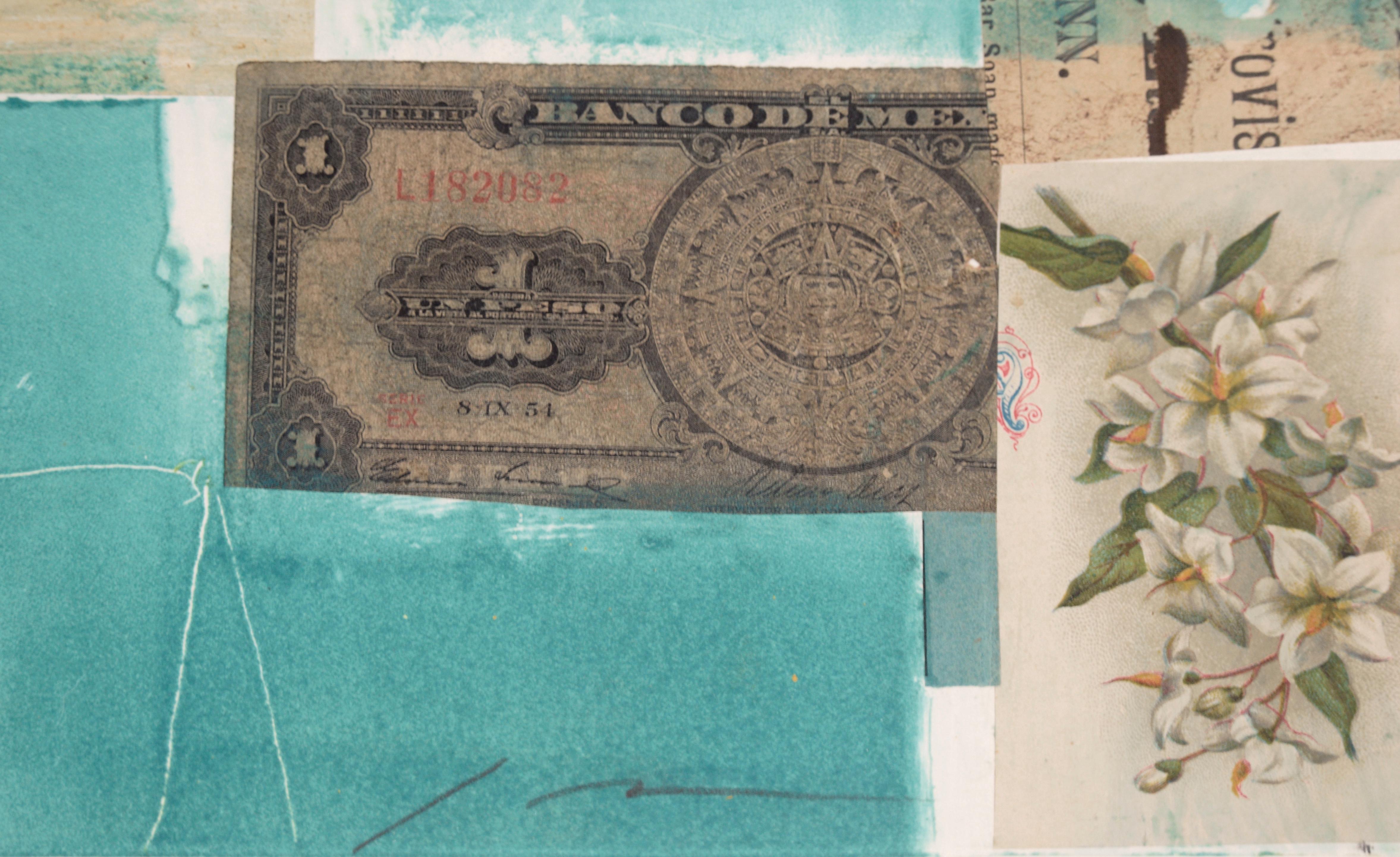 Schöne zeitgenössische abstrakte expressionistische Collage/Ölgemälde des Bay Area Künstlers Michael Pauker (Amerikaner, geb. 1957). Antike Briefmarken, Währungen und Briefe aus verschiedenen Ländern der Welt sind mit aquablauer und brauner