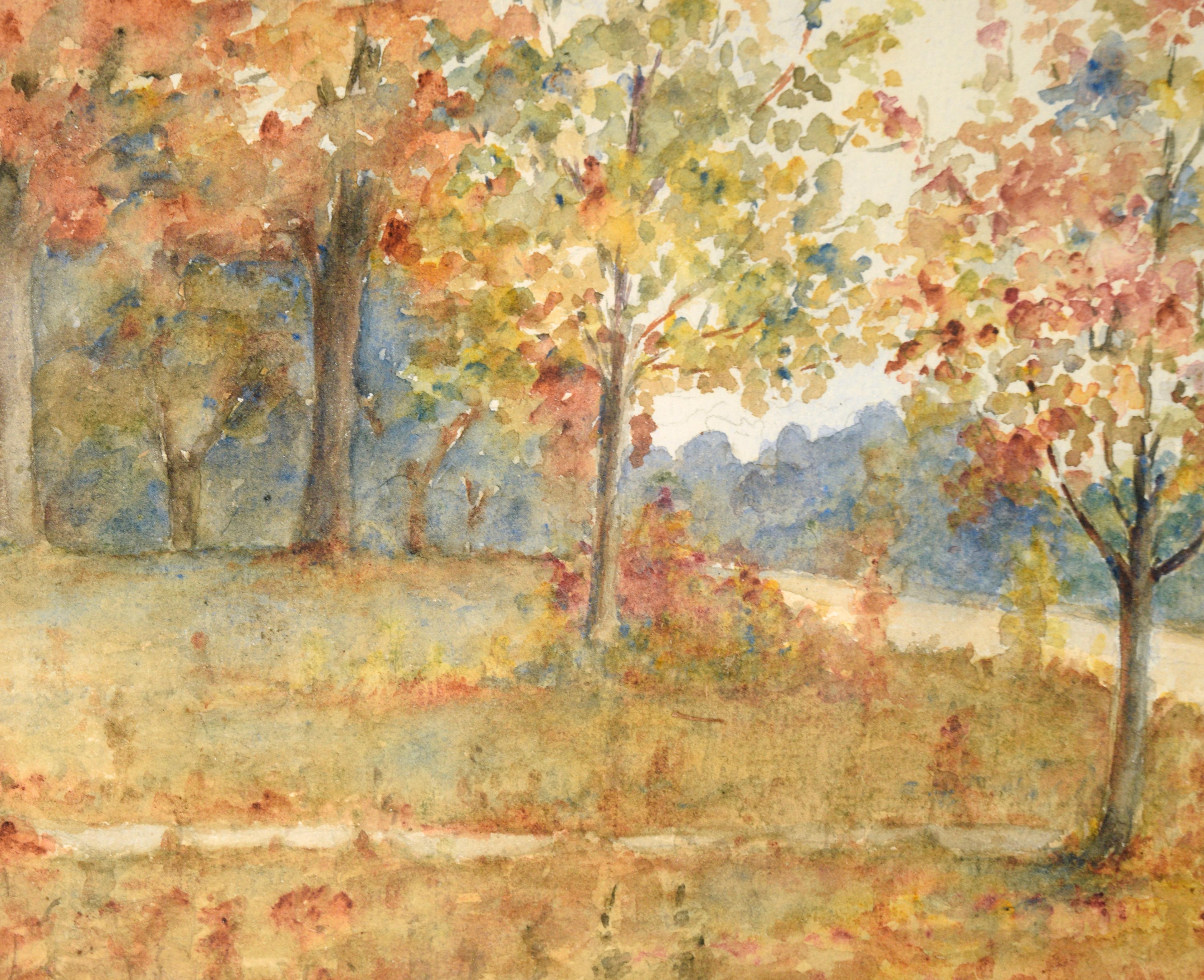 Gelassene Landschaft von J. B. Schock. Mehrere Bäume säumen die Ufer eines Flusses, der in allen Herbstfarben leuchtet. Auf der anderen Seite des Flusses, am anderen Ufer, sind hinter den Bäumen das Dach und die Schornsteine eines Hauses zu