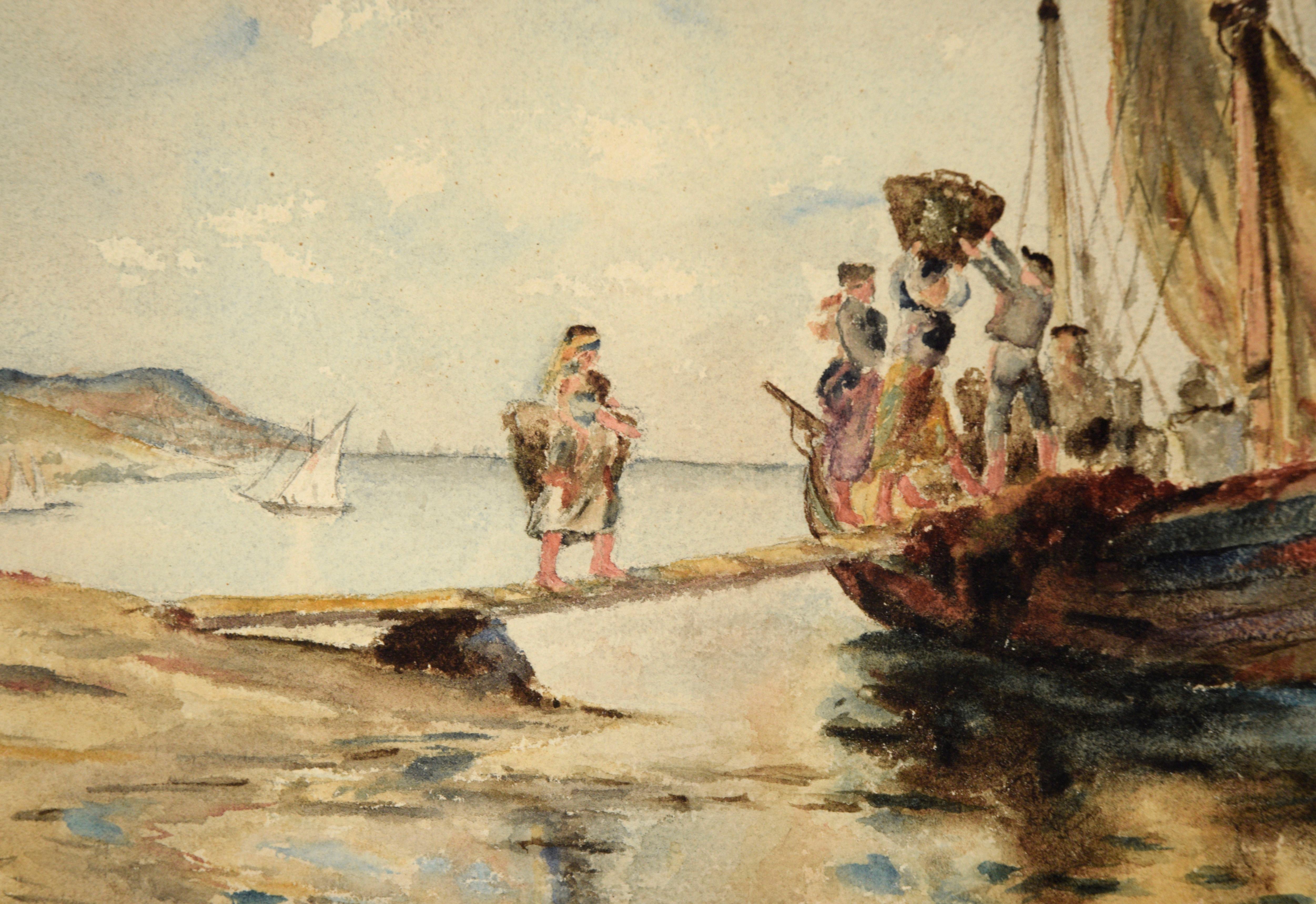 Scène côtière française en Bretagne avec un navire marchand chargeant du poisson et des gens, par un artiste inconnu. Un voilier est ancré sur une plage. Une rampe s'étend du bateau jusqu'au rivage, et des personnes chargent des paniers de