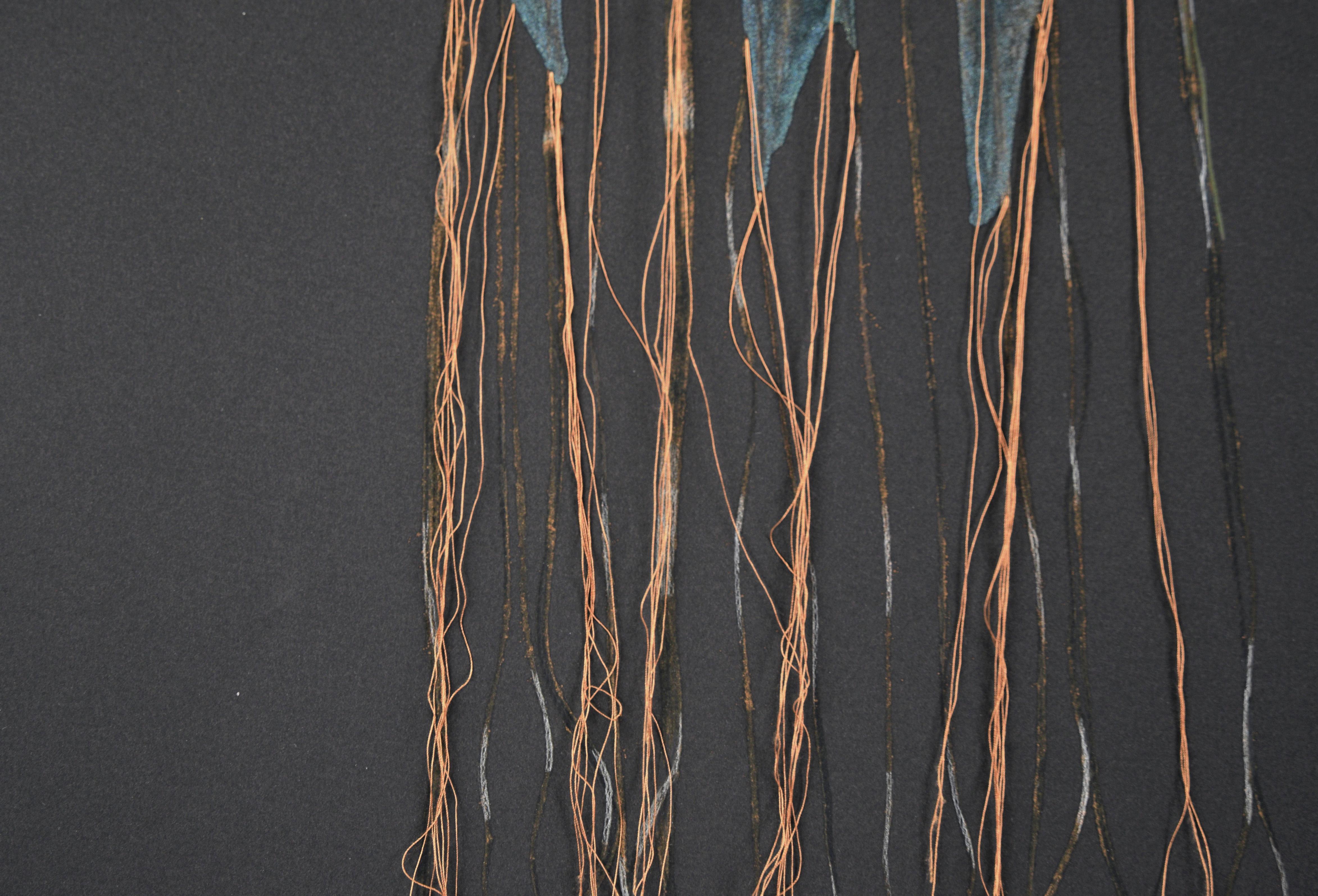 Dripping Kimono with Copper Colored Threads For Sale 3