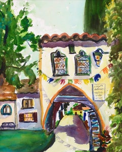 « Fete #2 », arche décorée de drapeaux pour le paysage du festival