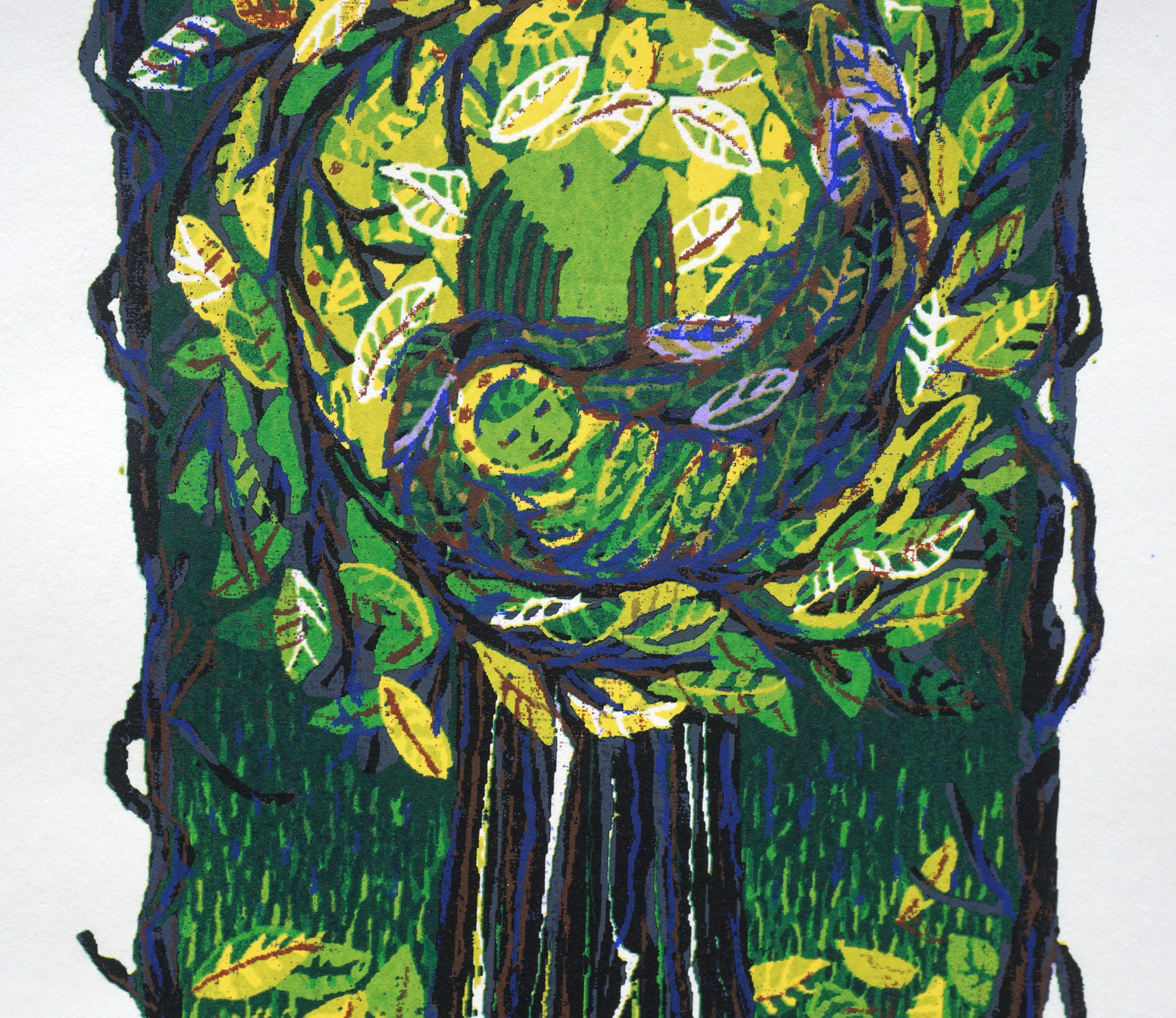 „“Viriditas“ – mehrlagiger Seidenschirm mit Baummuster  (Zeitgenössisch), Print, von Deborah Rumer
