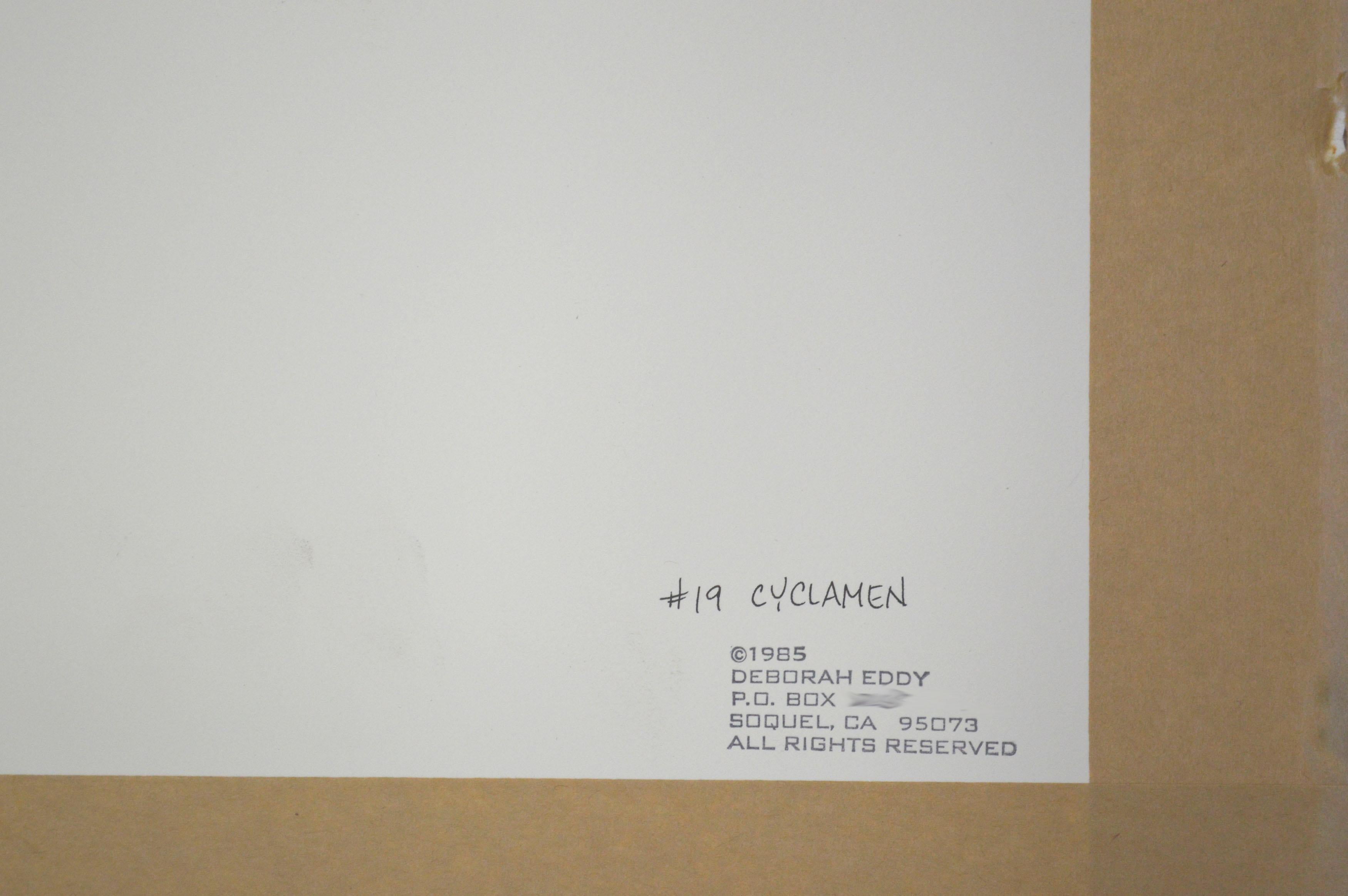 Cyclamen – Botanische Studie  (Grau), Still-Life, von Deborah Eddy