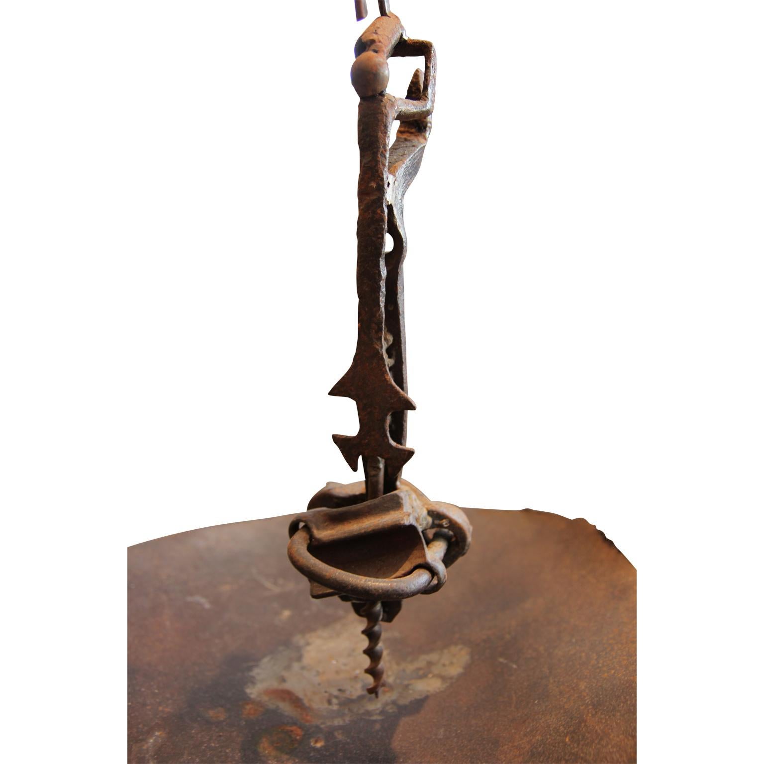 Sculpture de Pendule en Métal Abstraite 