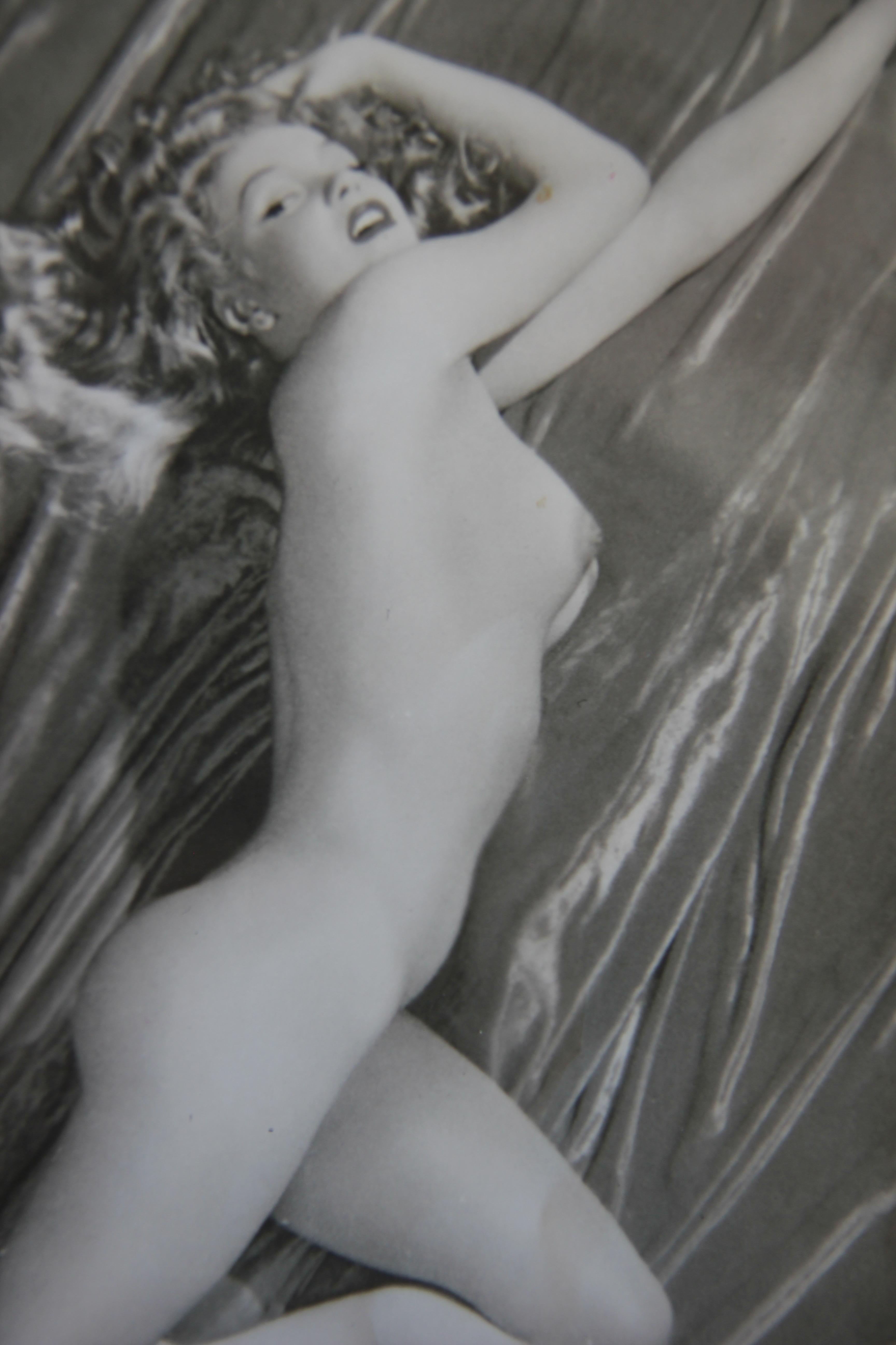 Fotografie von Marilyn Monroe, Aktfotografie, Pose 2 (Moderne), Photograph, von Tom Kelly