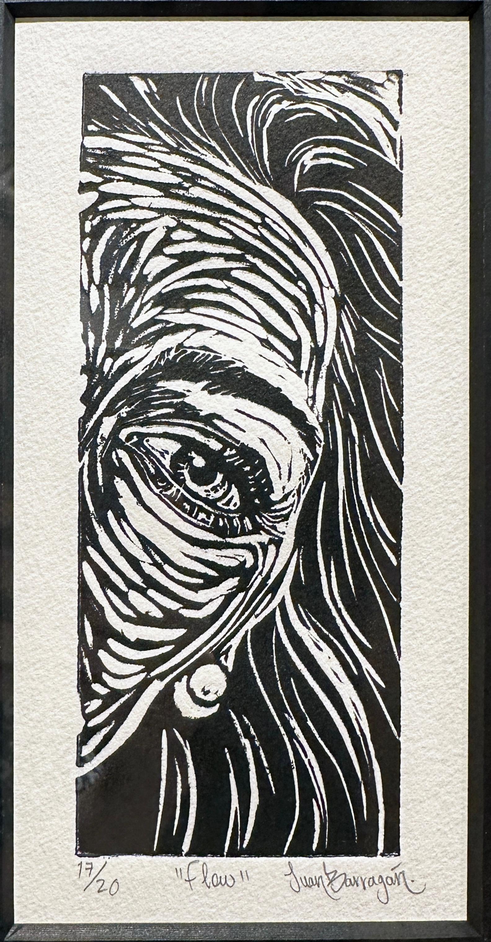 Flow - Schwarz-Weiß-Radierung einer weiblichen Figur mit langem Haar, mattiert und gerahmt – Print von Juan Barragán