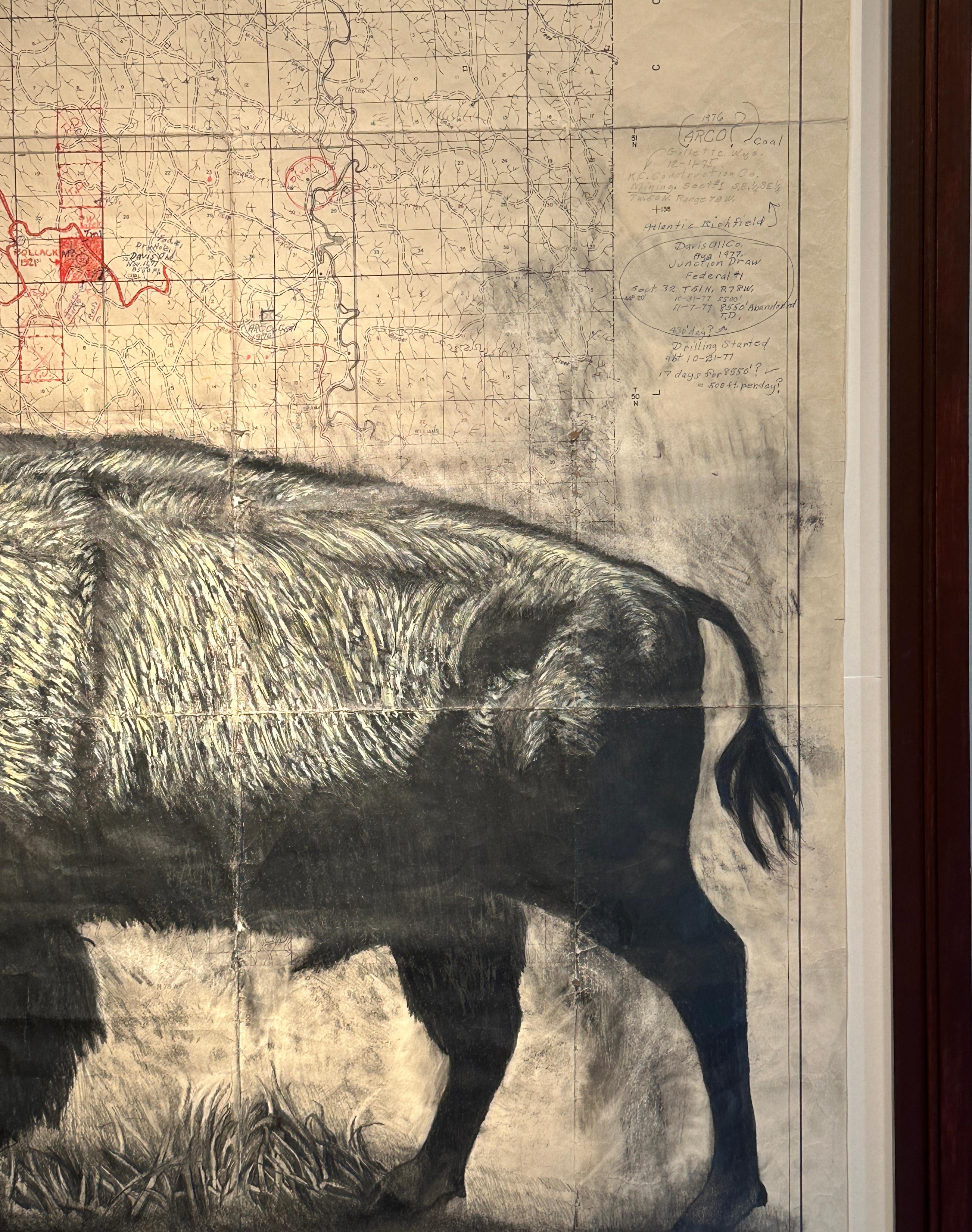 Homestead - Bisonte en grafito sobre dibujos de mapas antiguos - Landscape Art Marrón de Don Pollack