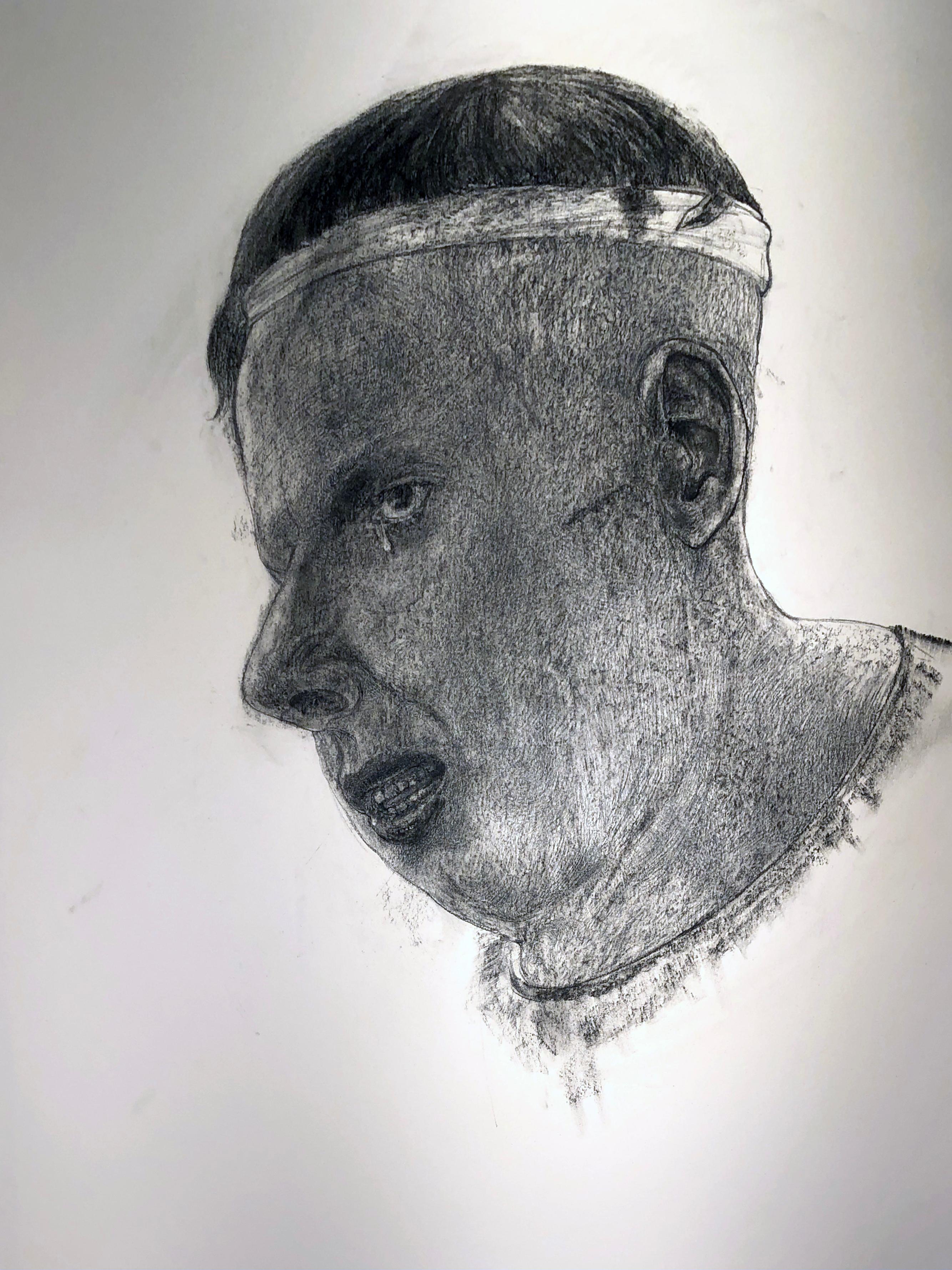Sweat Band #3, Kohlezeichnung, Büste eines Mannes, der einen Pulloverband trägt – Art von David Becker