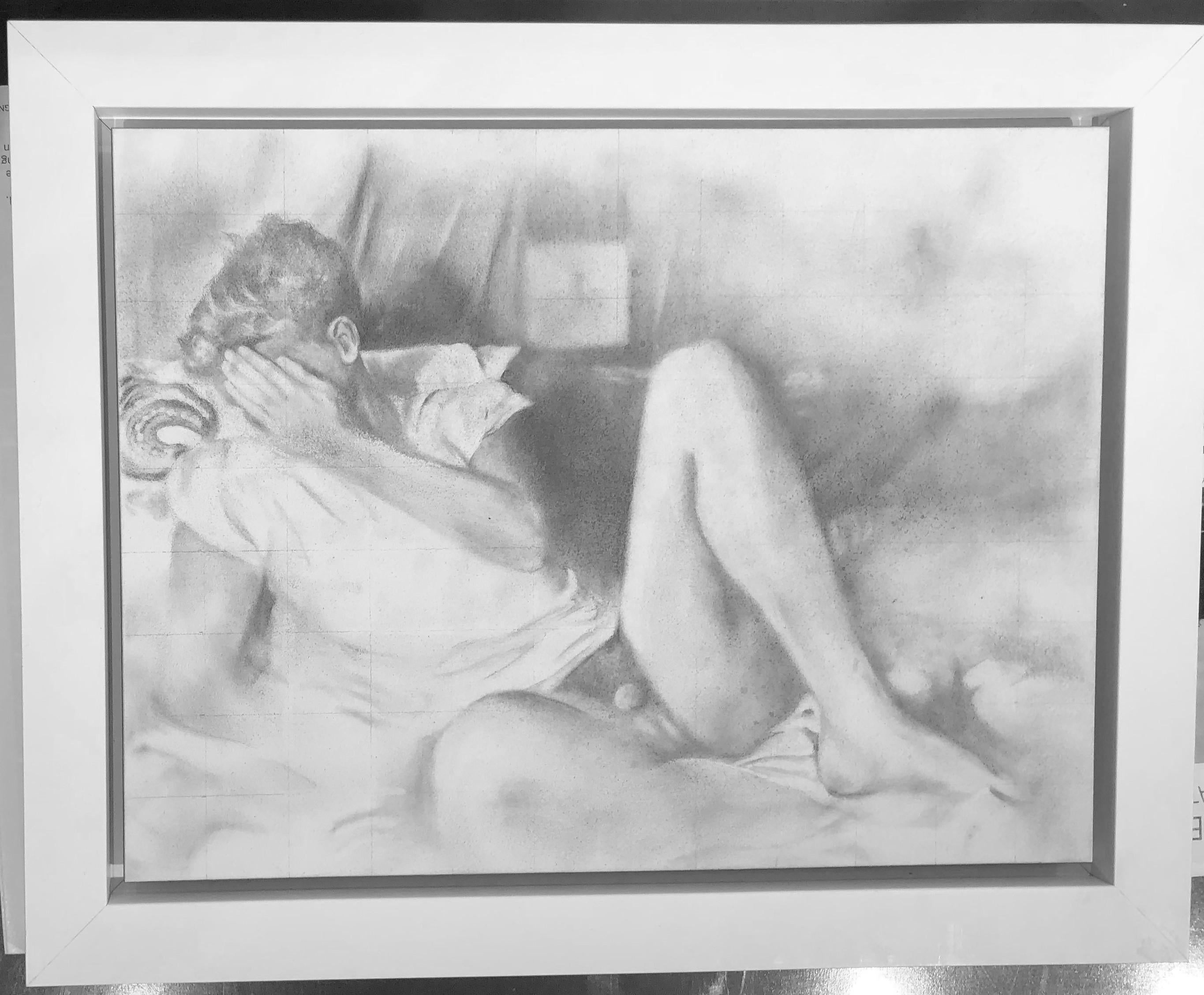 Hesitant - Leichte männliche nackte Figur:: Original Graphit auf Tafelzeichnung (Grau), Nude, von Rick Sindt