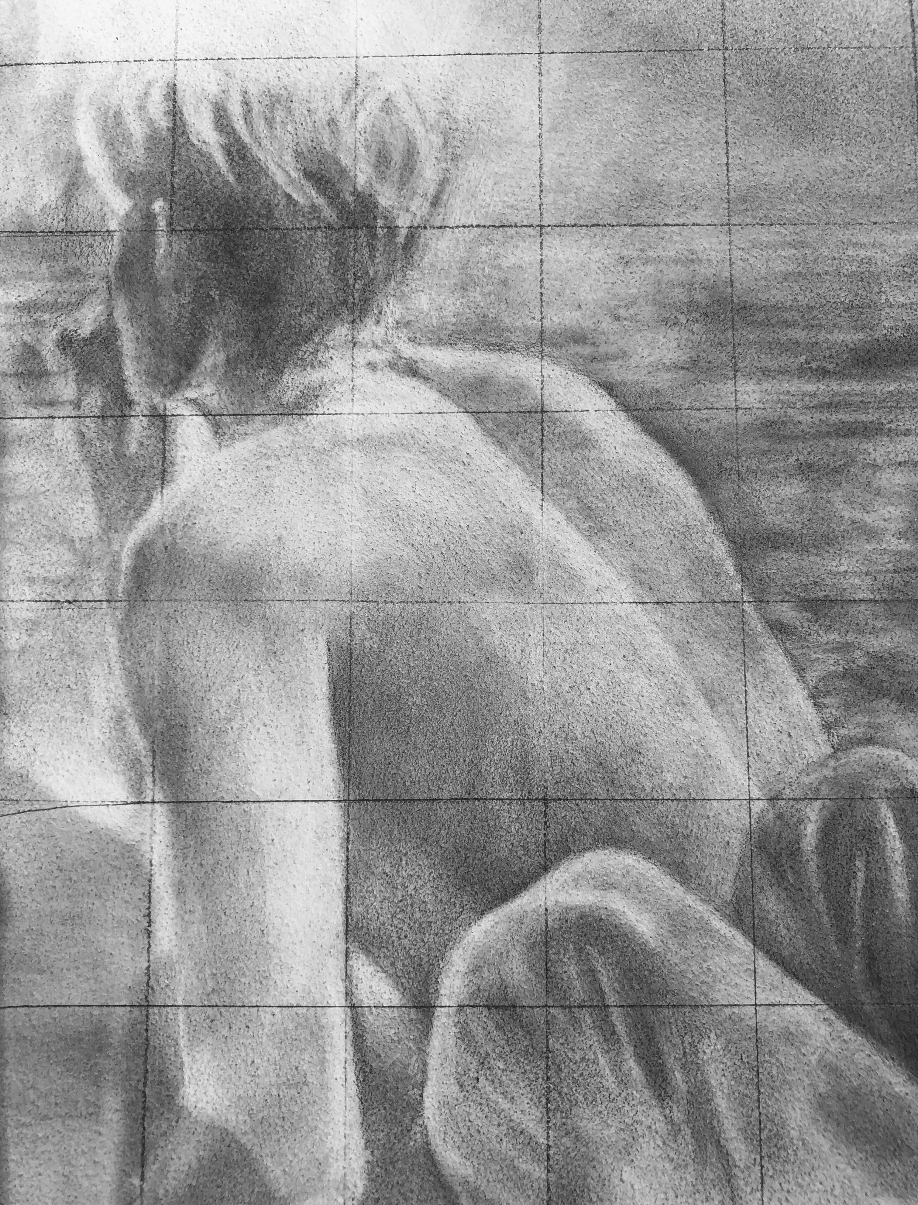 Dieses unbetitelte Werk von Rick Sindt ist eine kleine Graphitzeichnung von zwei männlichen Figuren, die dem Betrachter den Rücken zuwenden.  Ihr Fokus liegt außerhalb unseres Blickfeldes und lenkt unseren Blick auf die Personen selbst und ihre