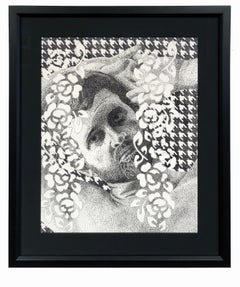 Sam, nudo maschile reclinato con sfondo a dente di cane e primo piano floreale