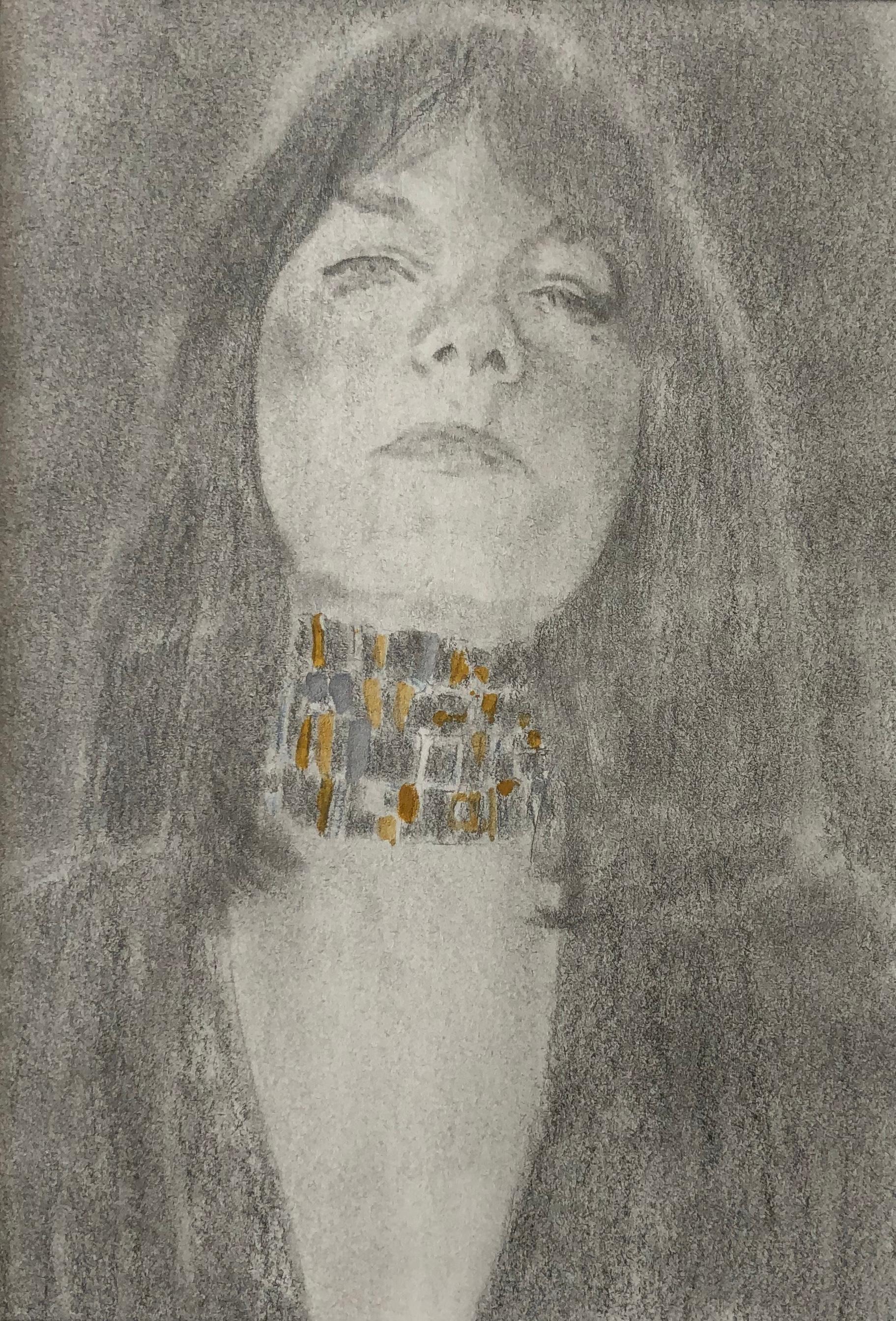 Erina, femme avec collier ras du cou en or, dessin en graphite sur papier mat