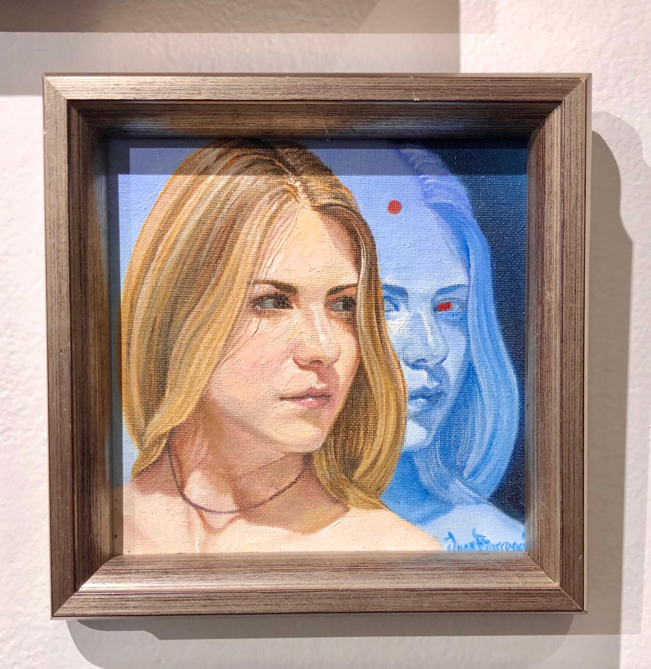 Étude pour Blue Face, Femme blonde au visage bleu réfléchissant, huile sur panneau - Contemporain Painting par Juan Barragán