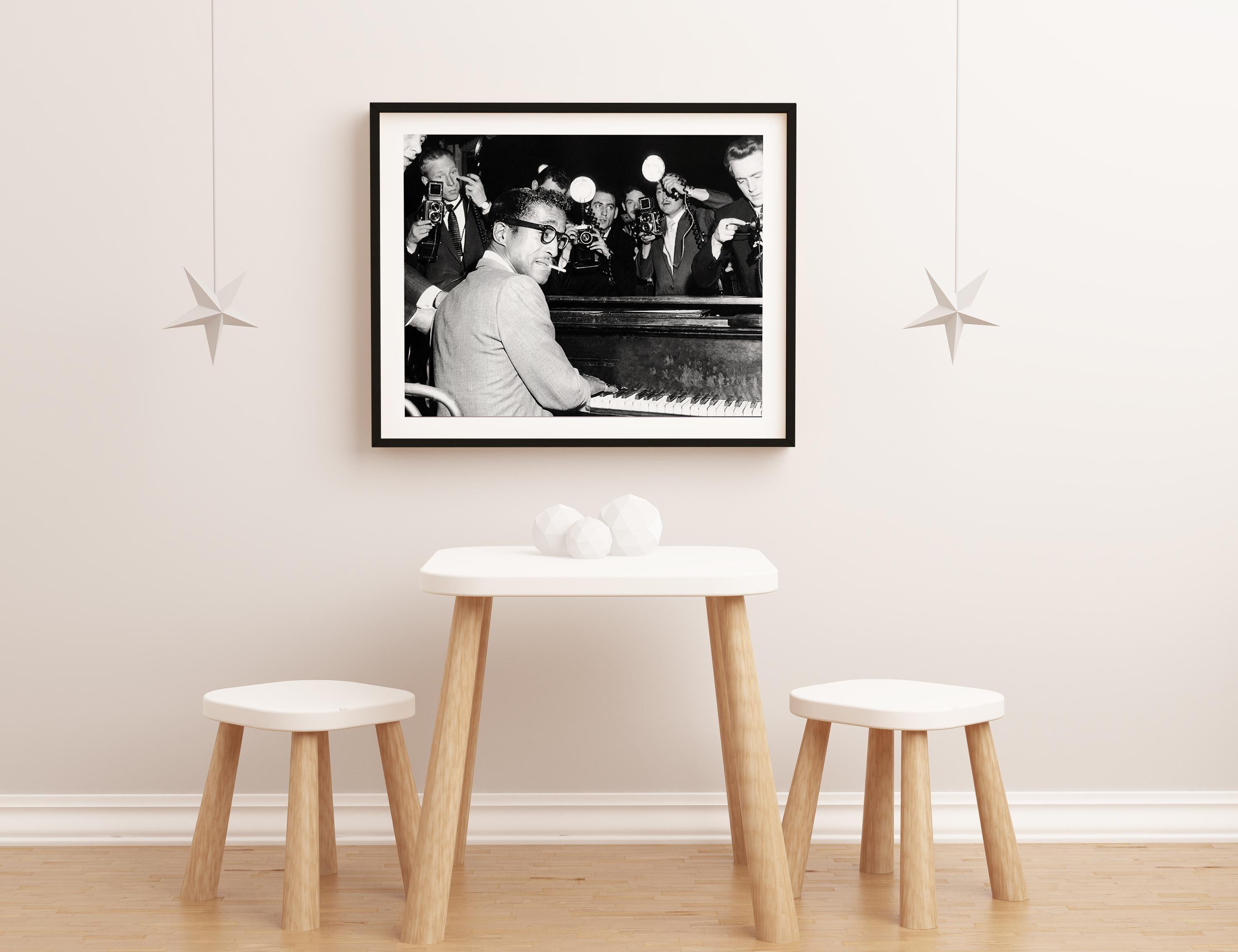 Sammy Davis Jr. with Paparazzi Globe Photos Fine Art Print For Sale 2