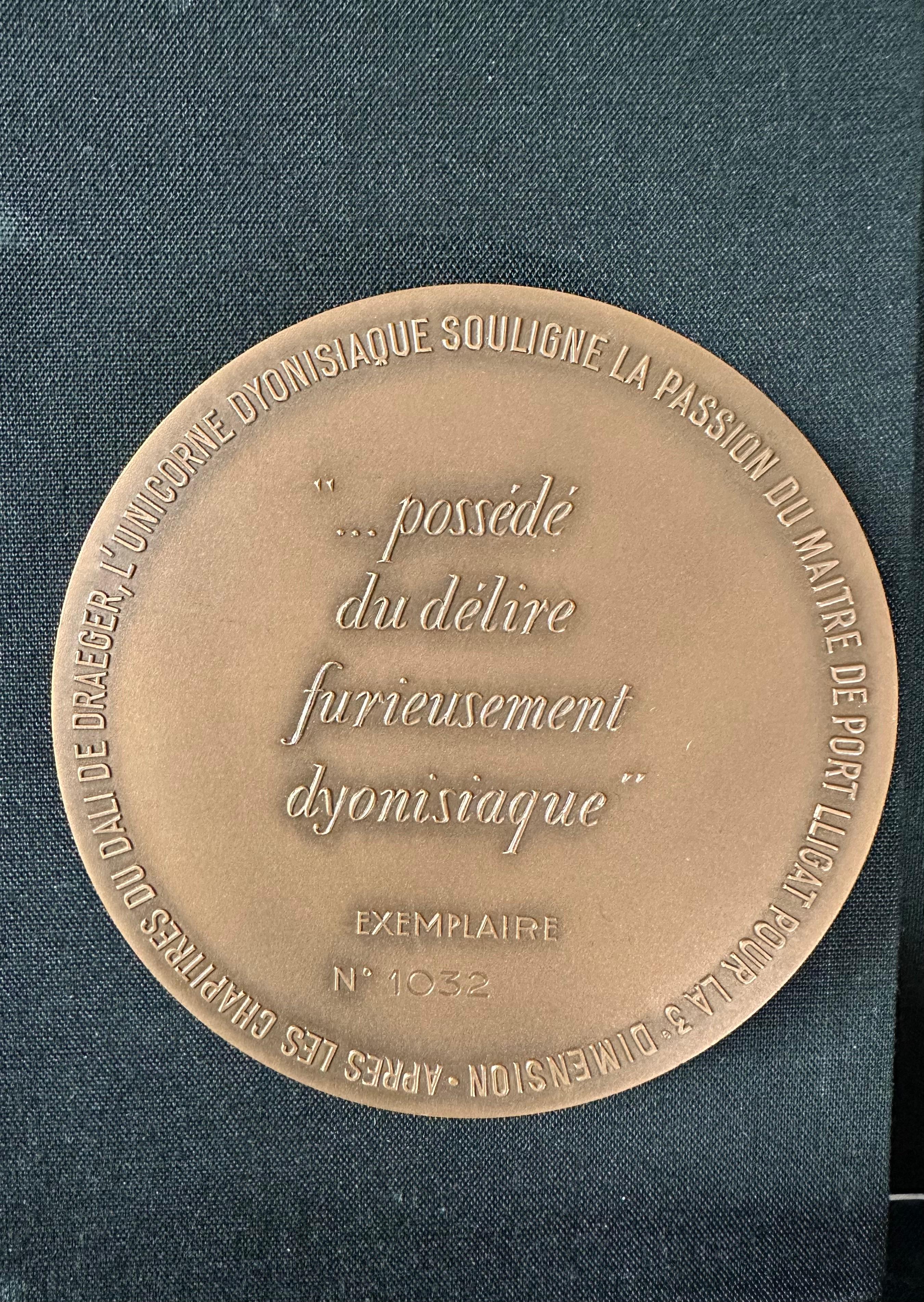 Salvador Dalí, médaillon en bronze 
