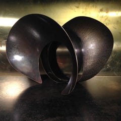 Sculpture en laiton « Ceinture de la beauté »