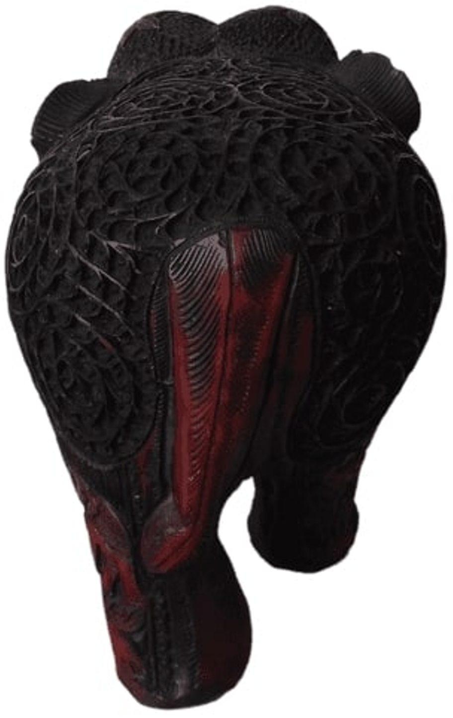 Artefacts
Sculpture d'éléphant
Résine
L 10 x H 7.5 x D 6 pouces