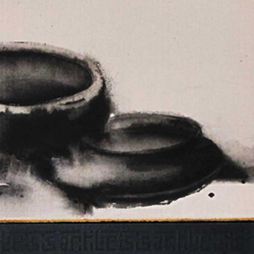 Madhu Basu - Artless -  57.5 X 45 pouces (taille non encadrée) 
Acrylique et pigments sur toile
Y compris l'expédition en rouleau.

Style : La technique du pigment est aujourd'hui le matériau essentiel de son travail. Ses peintures reprennent le