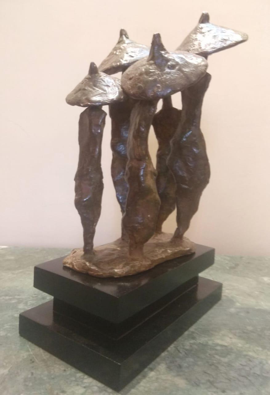 Pioggia, scultura in bronzo dell'artista indiano contemporaneo 