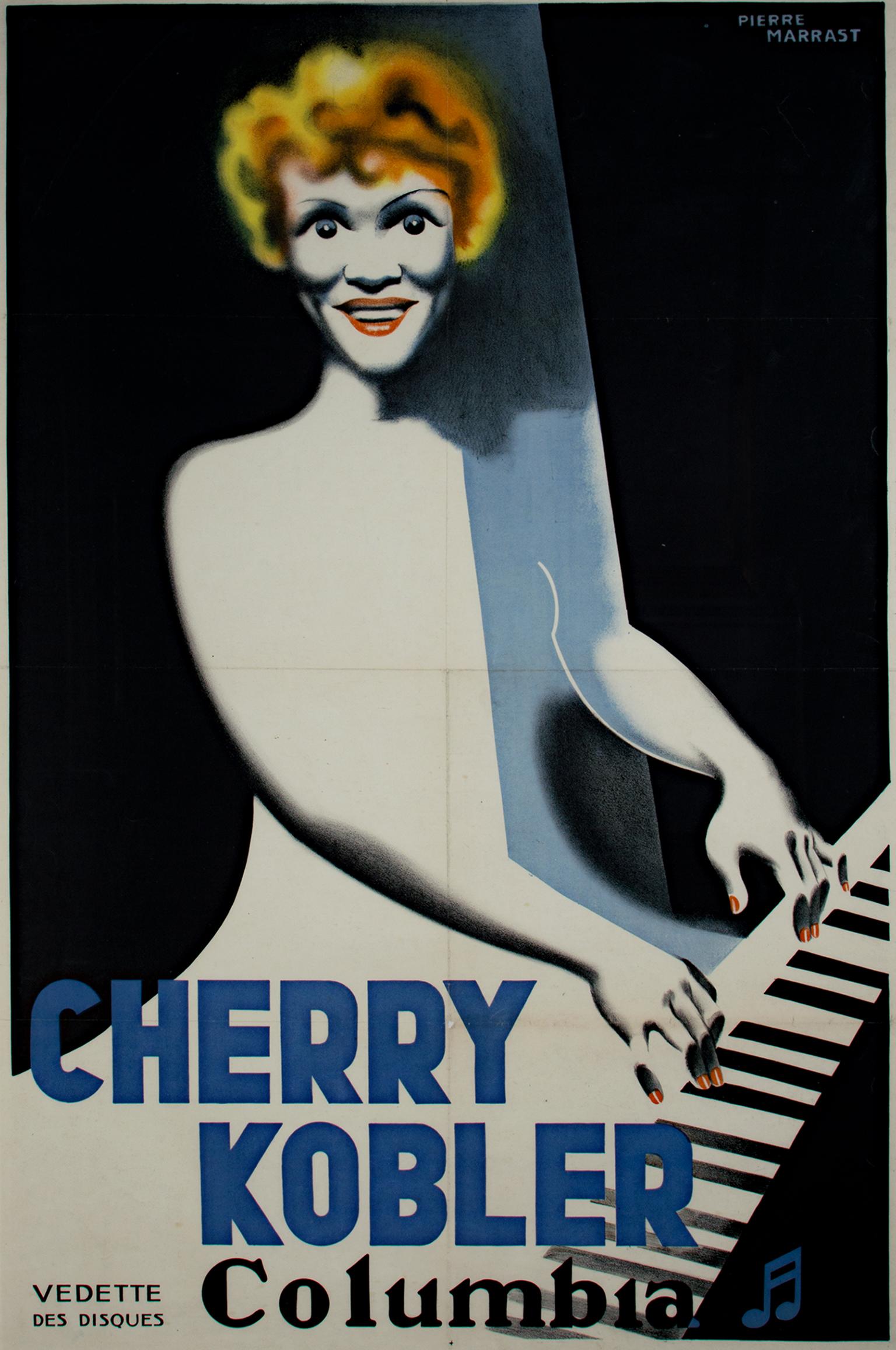 "Cherry Kobler" ist ein Original-Farblithografie-Plakat von Pierre Marrast. Dieses Kunstwerk zeigt eine rothaarige Frau, die Klavier spielt. Sie wird von blauem Licht durchflutet und ihre manikürten Nägel und Lippen sind rot. 

46 1/2" x 31"