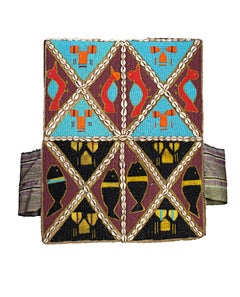 "Camisa ceremonial de caza - Yoruba, Nigeria, " Cuentas de vidrio, conchas y tela