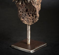 « Moonstone »:: Steel & Stone signé par Dennis Robert