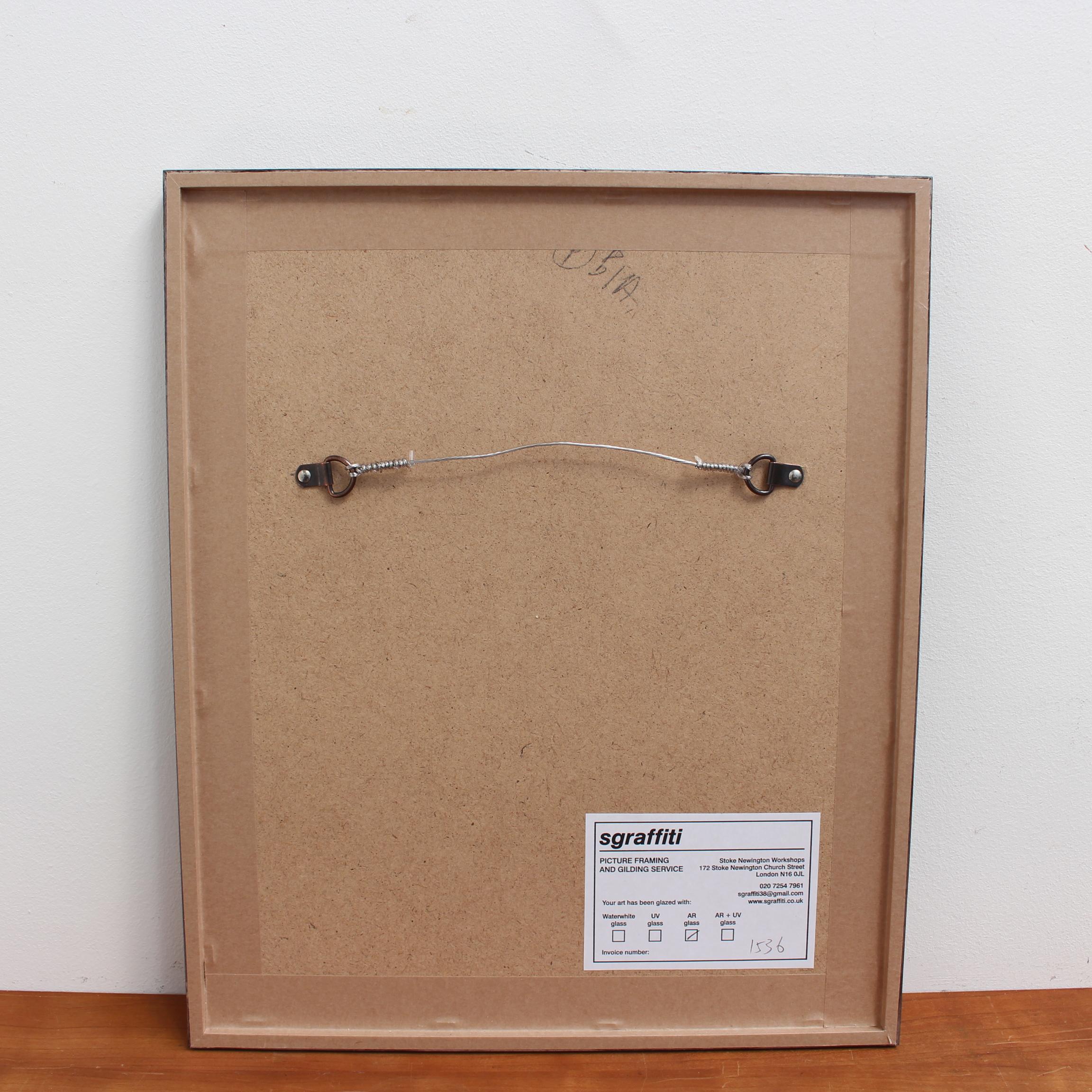 Portrait d'une femme souriante en vente 9