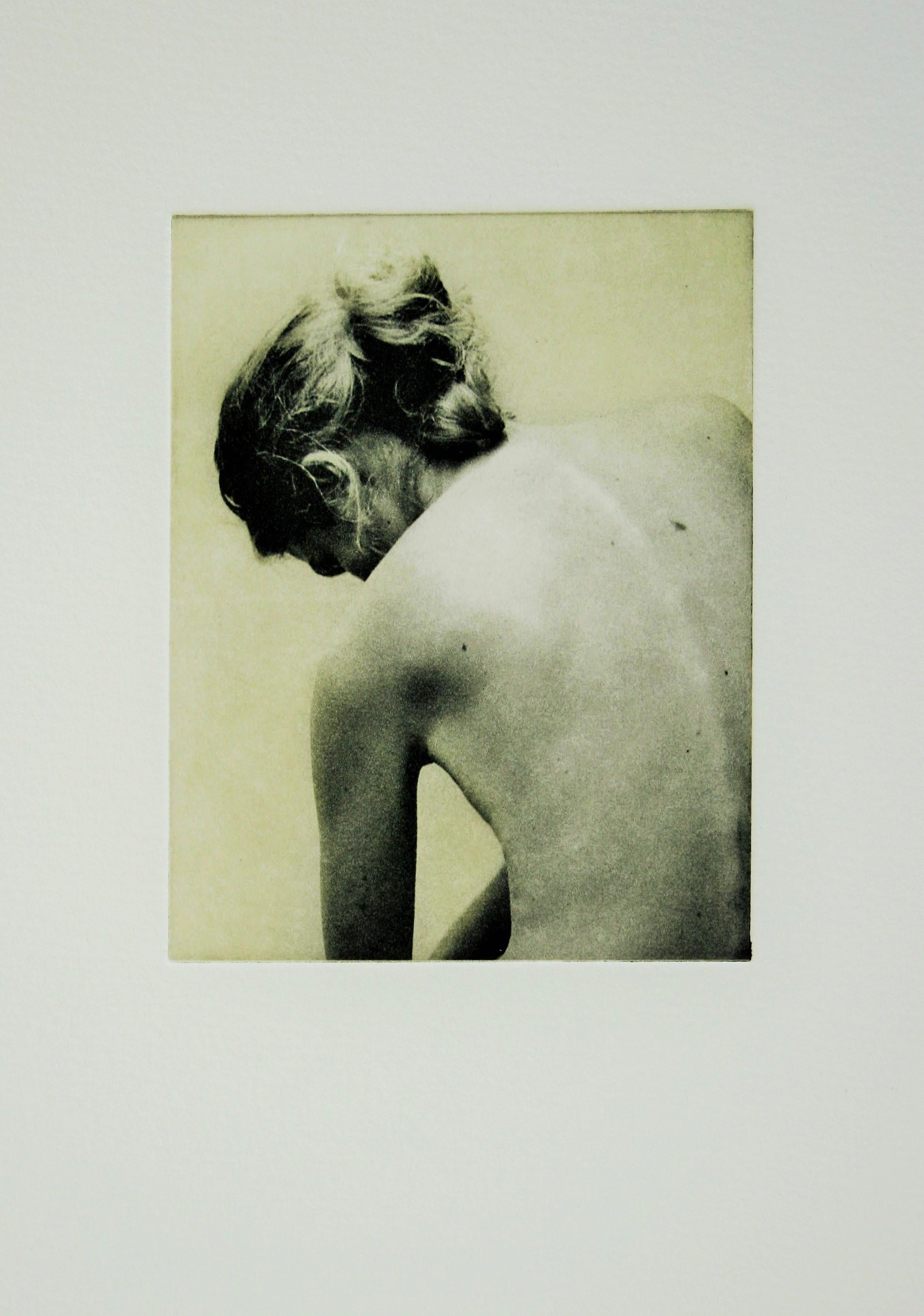 Figurative Print de Clare Grossman - Obertura 1 DE CLARE GROSSMAN, Arte figurativo, Grabado solar, Impresión contemporánea