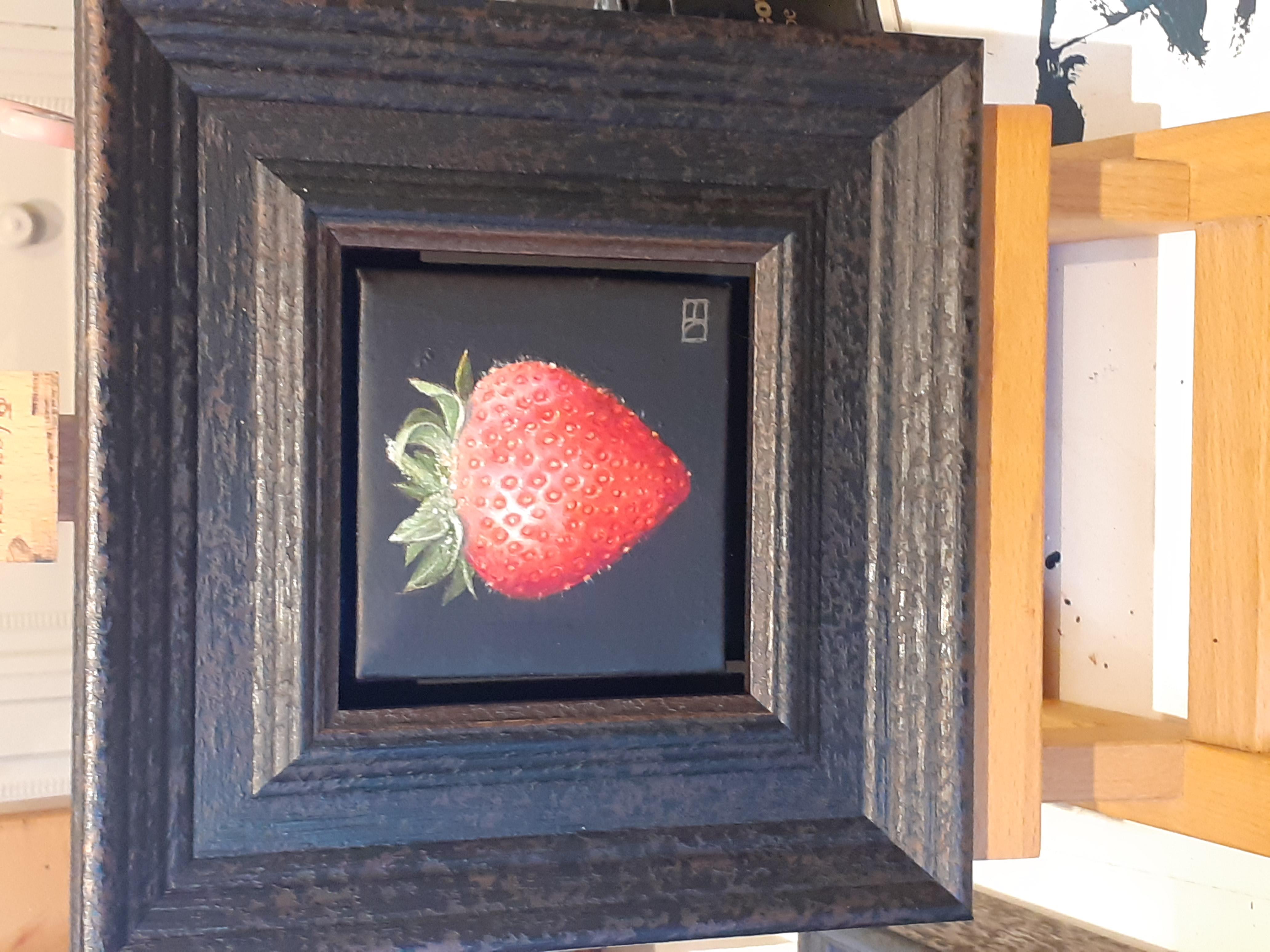 Dani Humberstone
Strawberry
Original oil painting, still life, fruit
Oil paint on canvas
Canvas Size: H 10cm x W 10cm x D 1cm
Framed Size: H 21cm x W 21cm x D 4cm
Sold Framed (Dark textured wood frame)
Free Shipping
Please note that insitu images