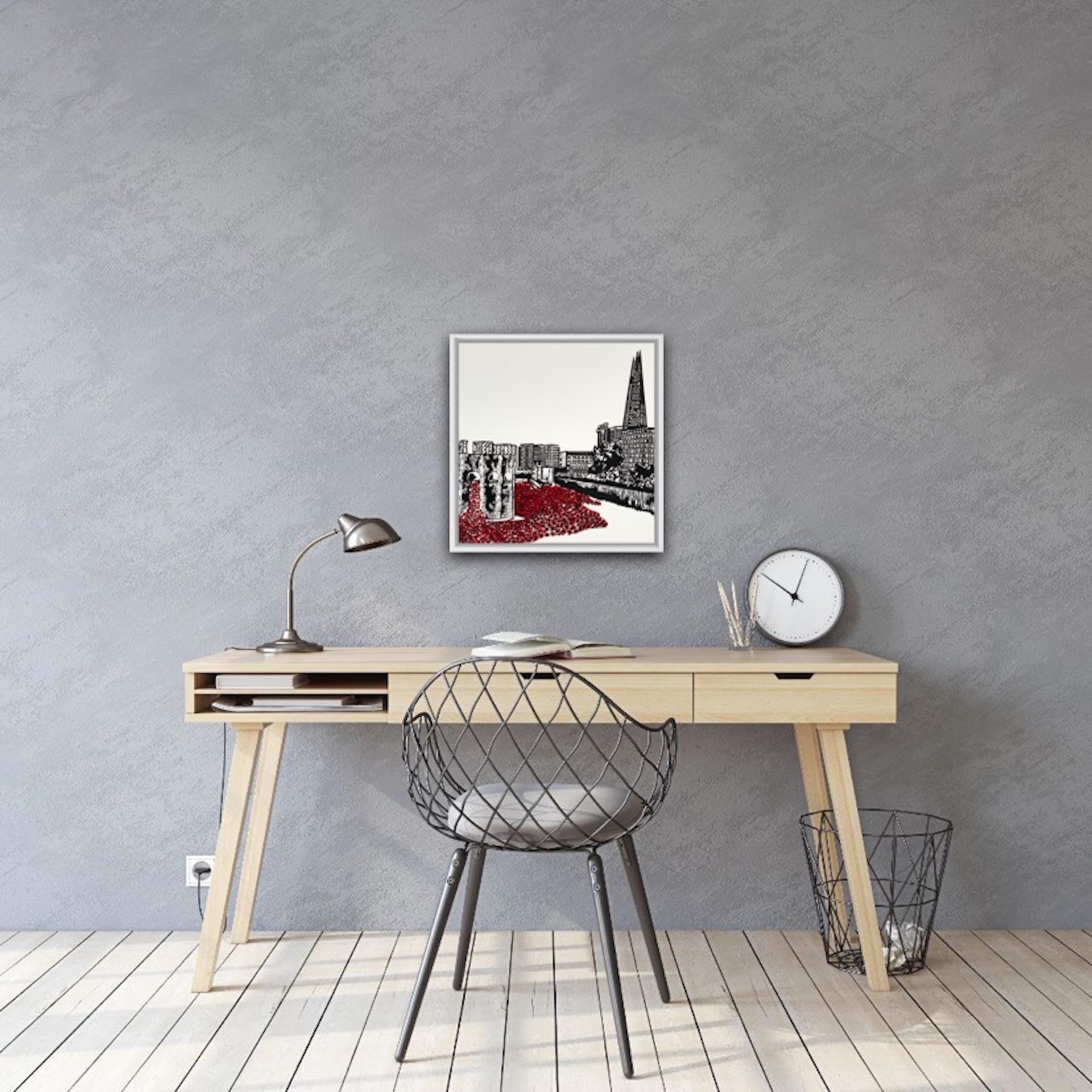 Jennifer Jokhoo, Torre di Londra - Variazione del Mar Rosso, Arte a Londra, Arte accessibile in vendita 2