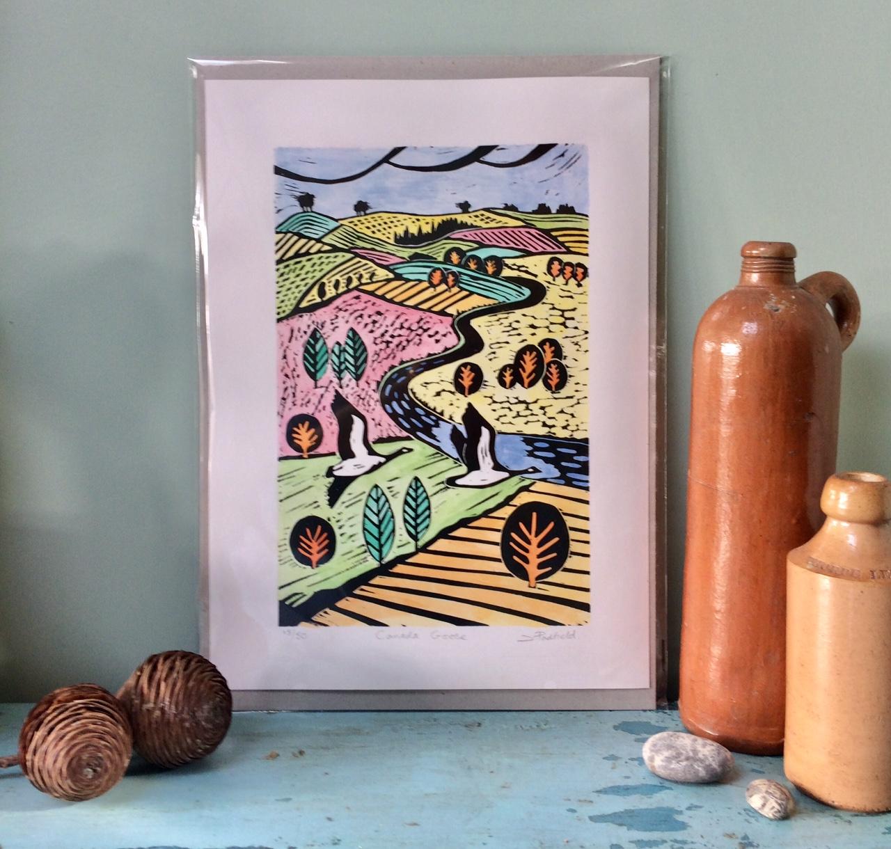 Joanna Padfield, oiseau d'oie du Canada, gravure de Linocut, Art brillant, paysage contemporain en vente 1