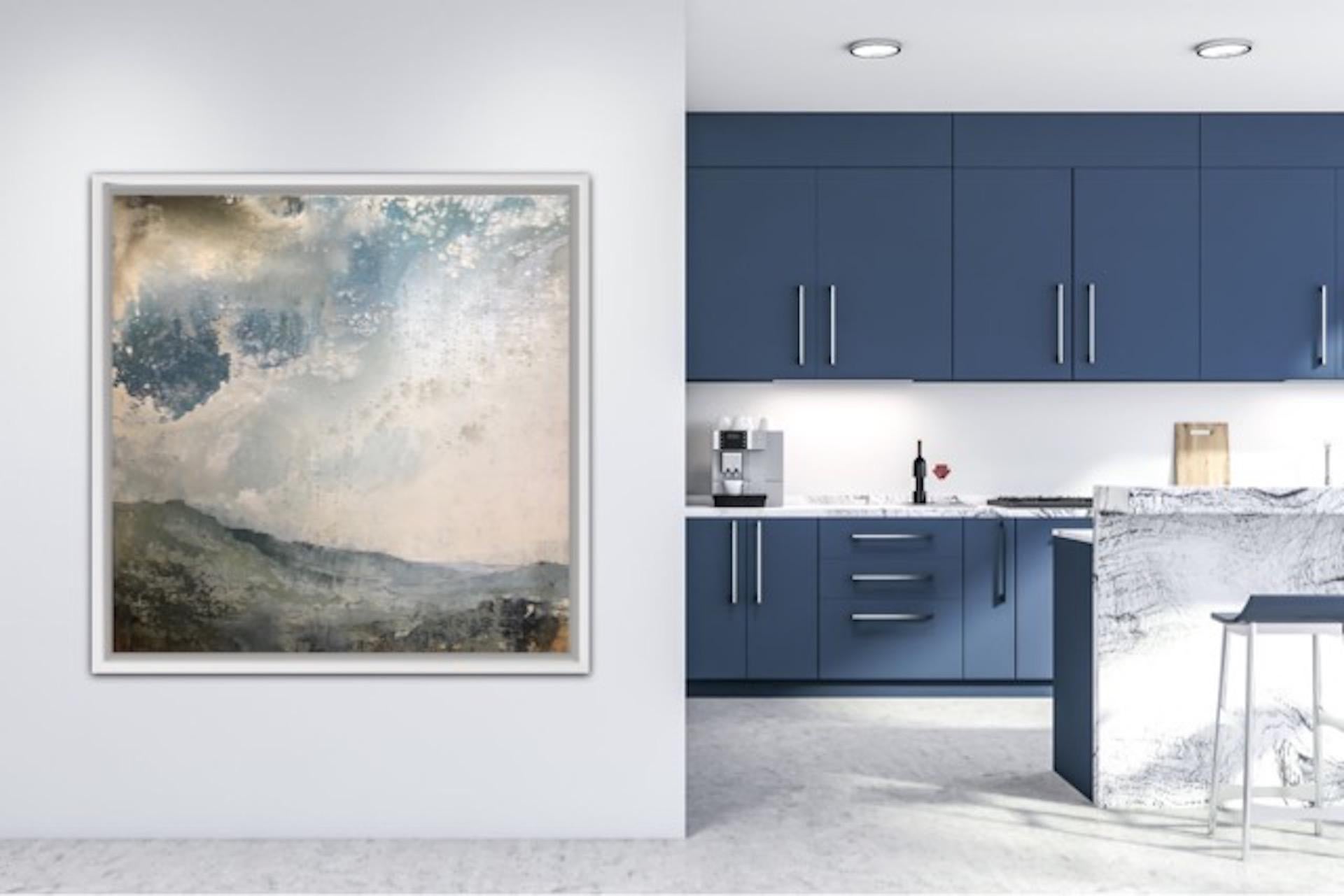 Calmer Skies, James Bonstow, peinture de paysage contemporaine, Bright Art, bleu en vente 8