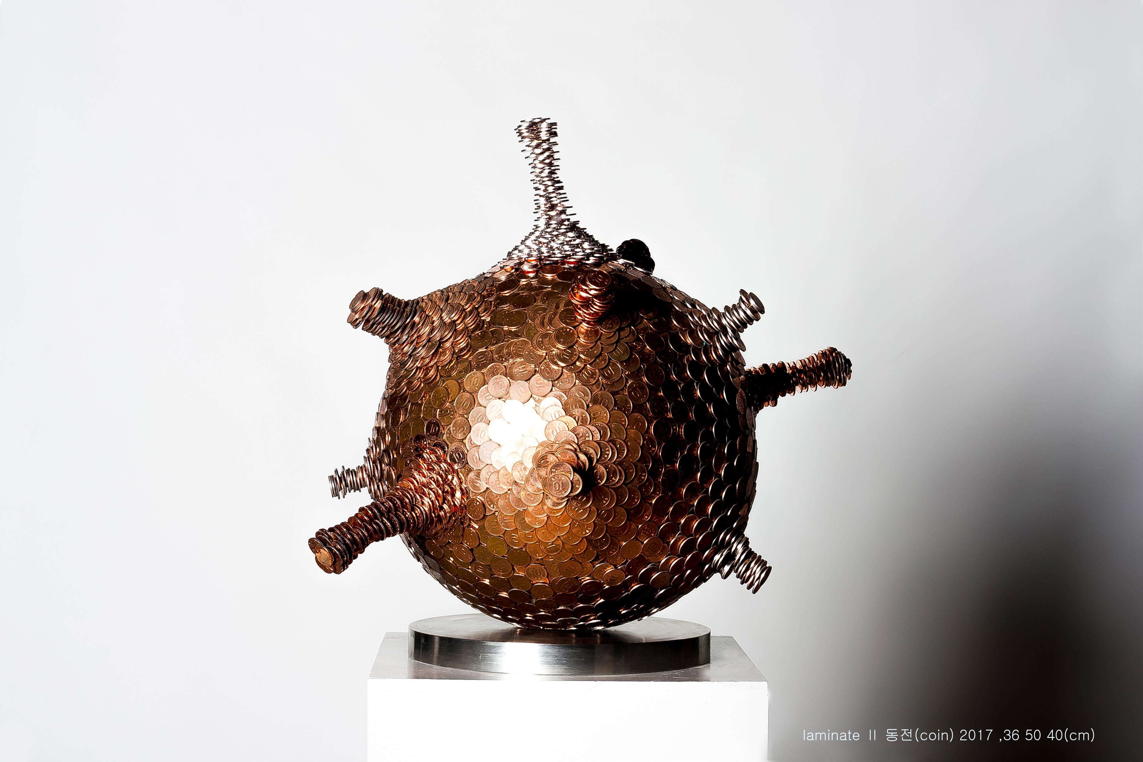 Kim Seungwoo Abstract Sculpture - Laminate II