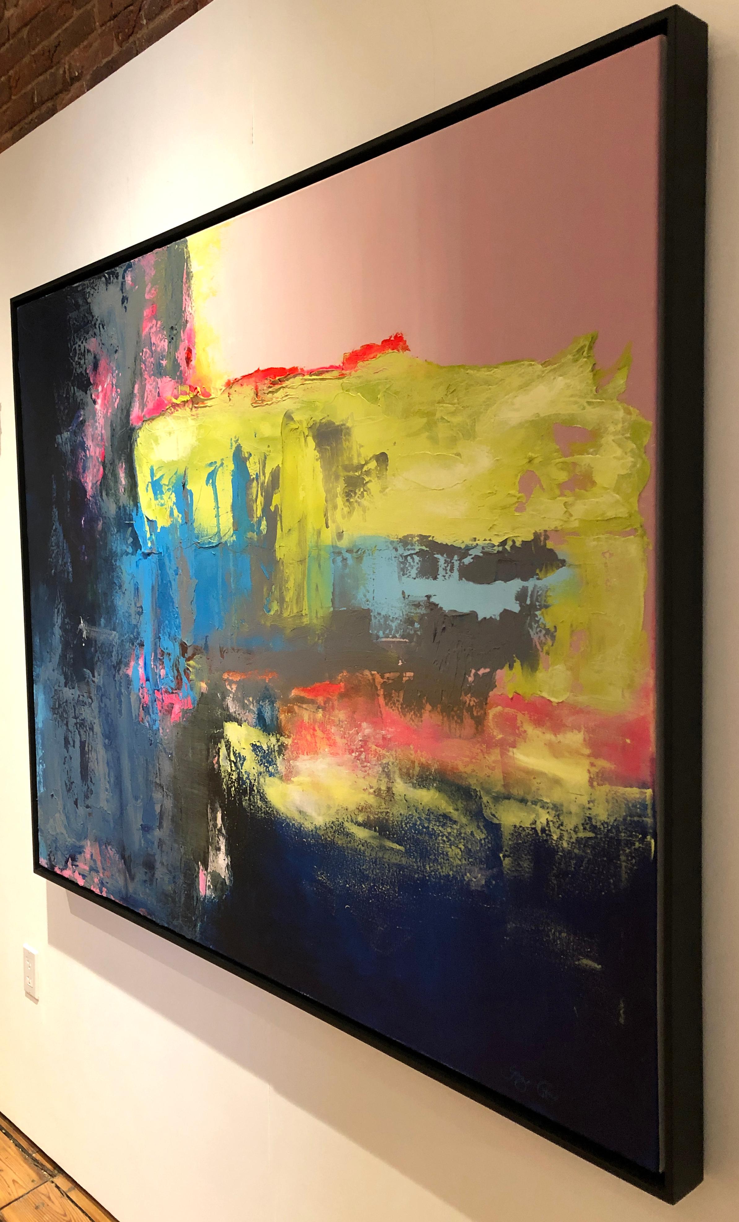 Il s'agit d'une magnifique peinture expressionniste abstraite. La palette de jaune, d'encre et de bleu rehaussera n'importe quel espace. Le tableau est accompagné d'un magnifique cadre flottant contemporain à la silhouette noire, et est prêt à être