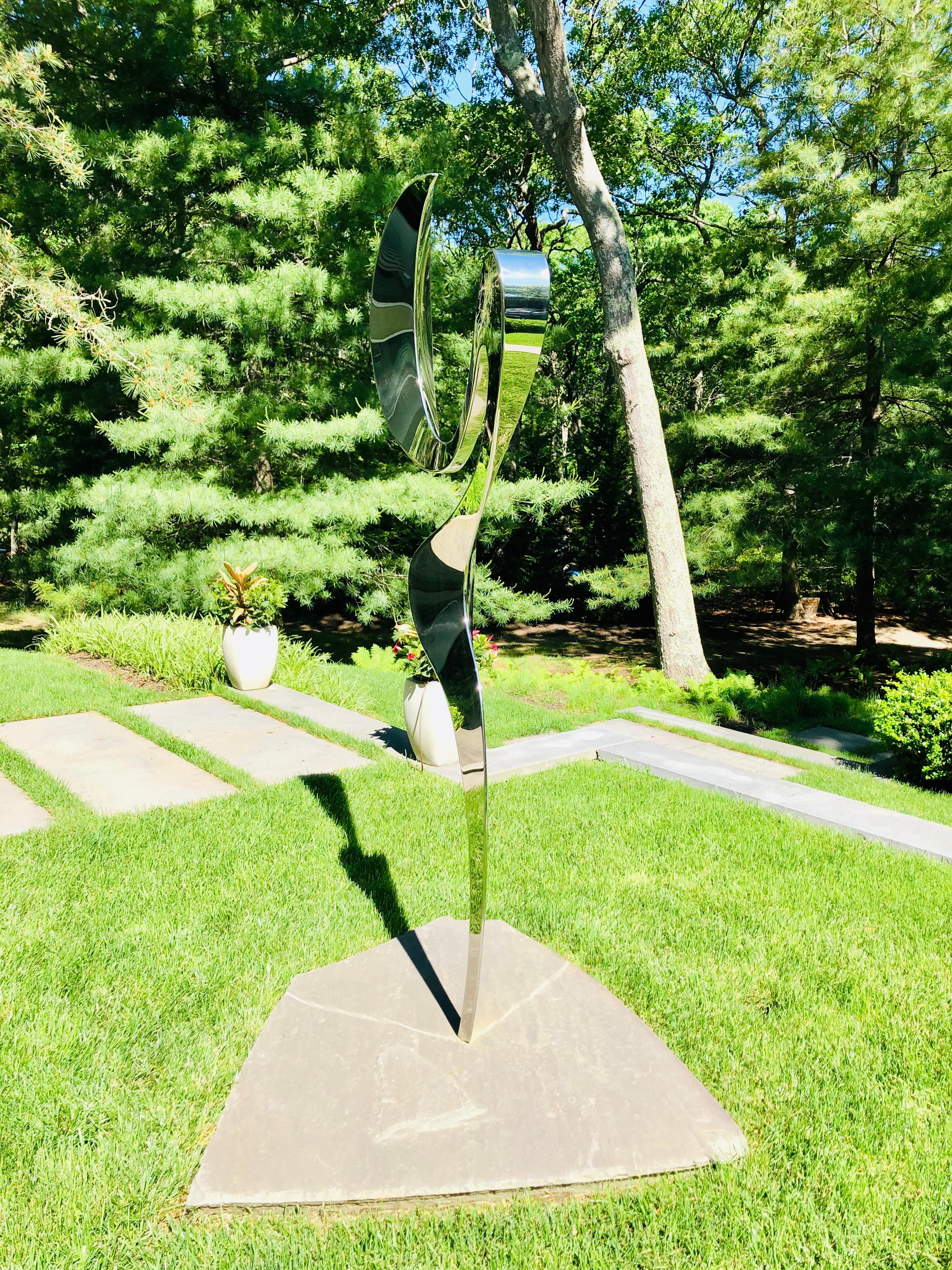 Wiedergeburt 2 – Auftragsstück – Sculpture von Ryan T. Schmidt