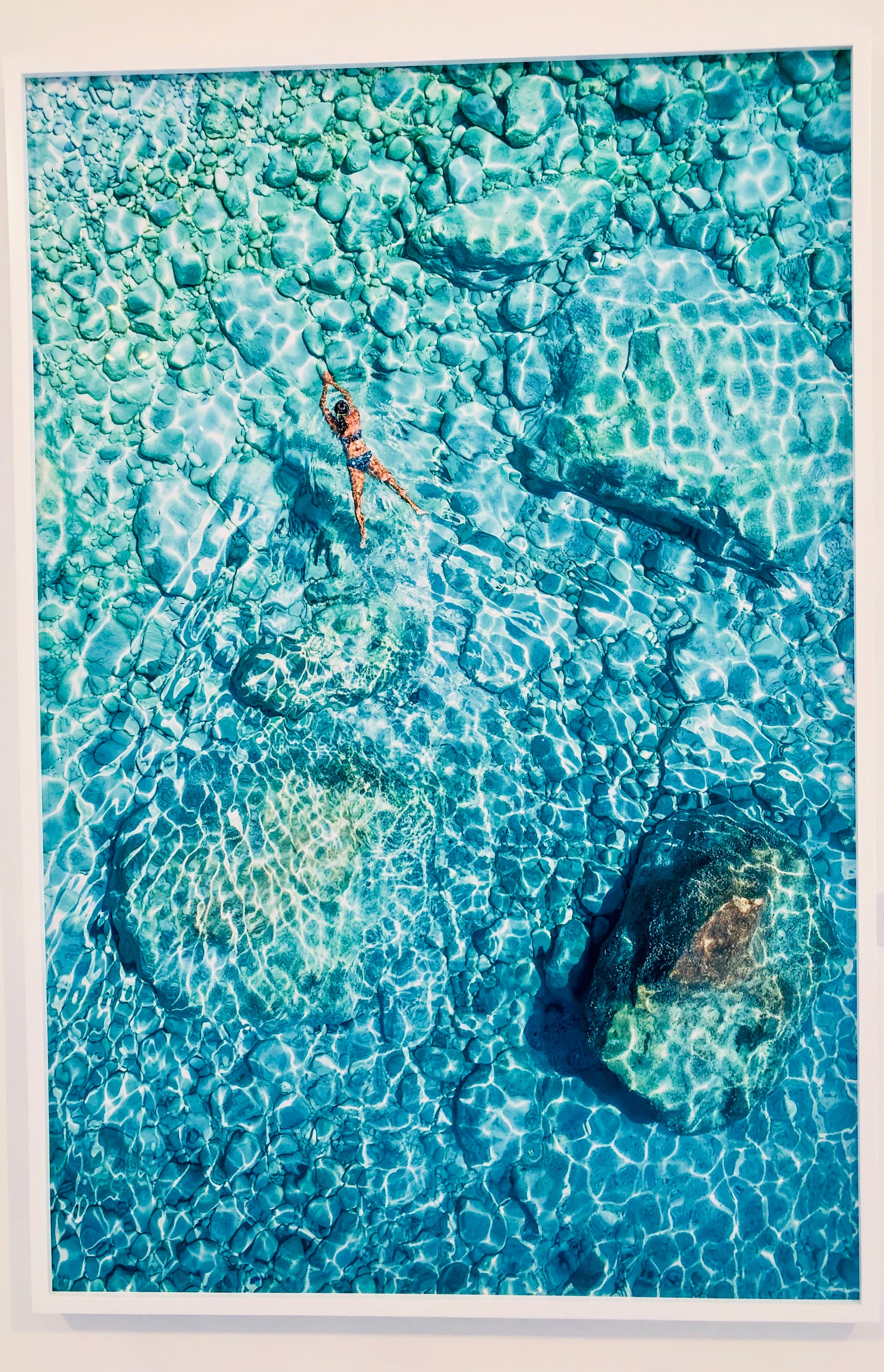 Formación - Othonoi, Grecia -  Marco blanco - Photograph Contemporáneo de Dinesh Boaz