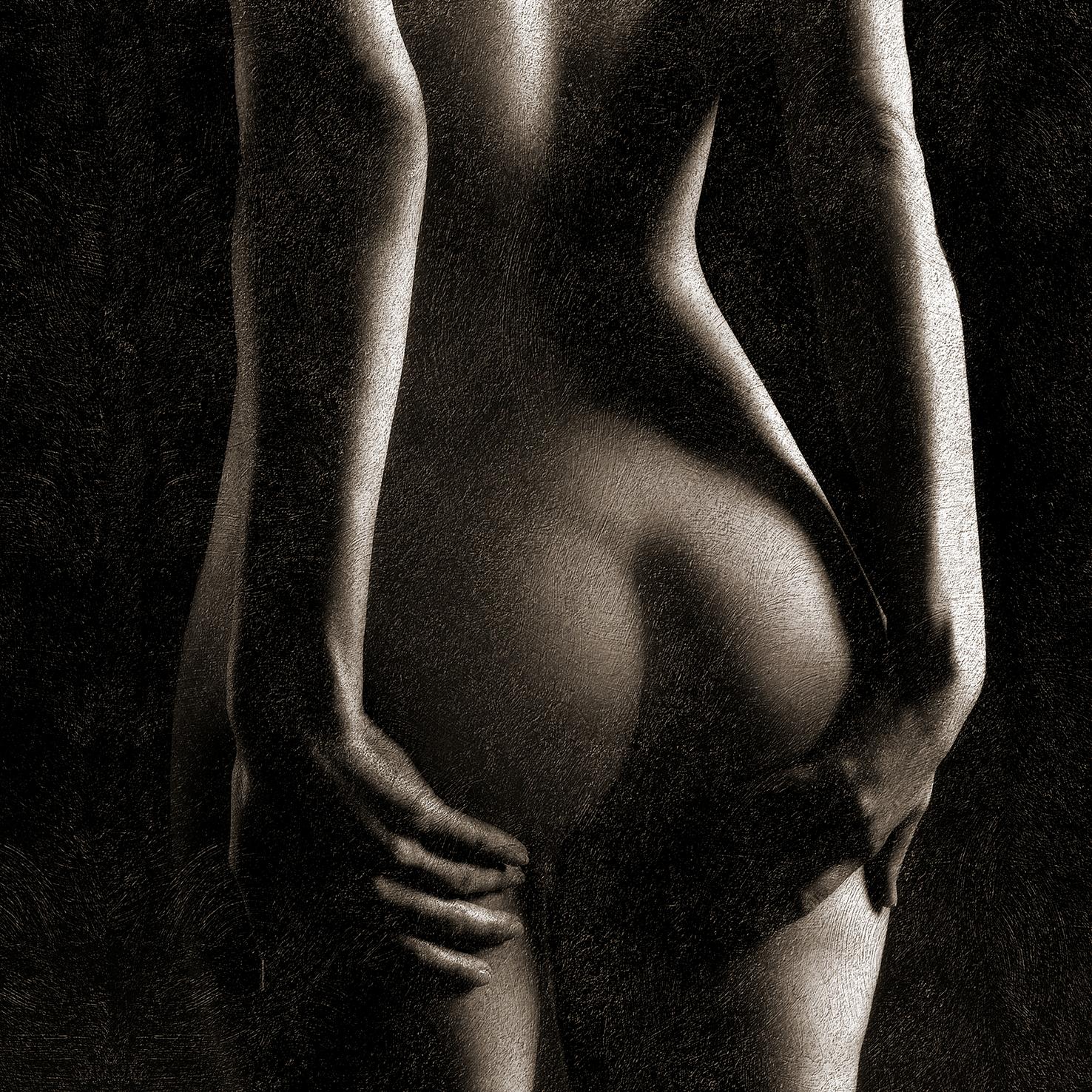 Dominique Poilpré Color Photograph – Das Erwachen der Sinne 1925