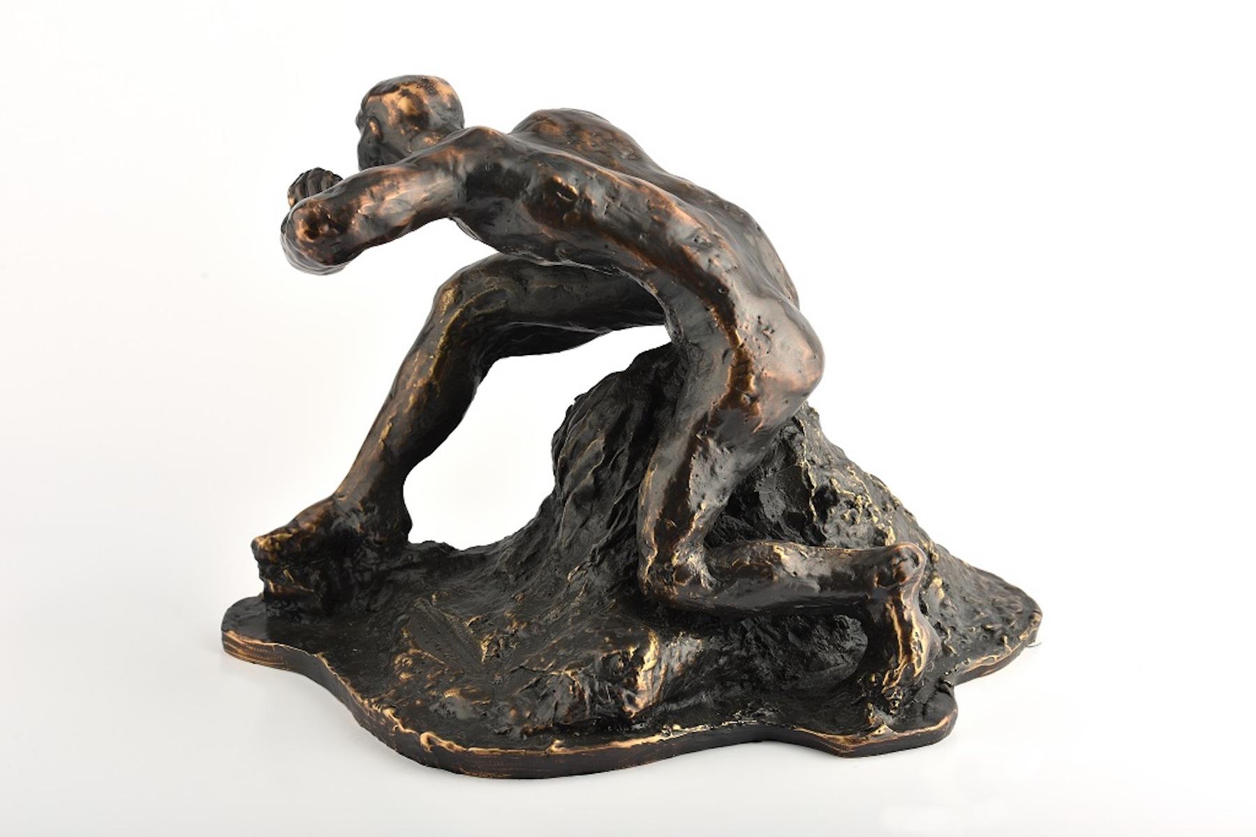 Hombre en la Roca - Escultura original en bronce de G. Migneco - Finales de 1900 - Sculpture de Giuseppe Migneco