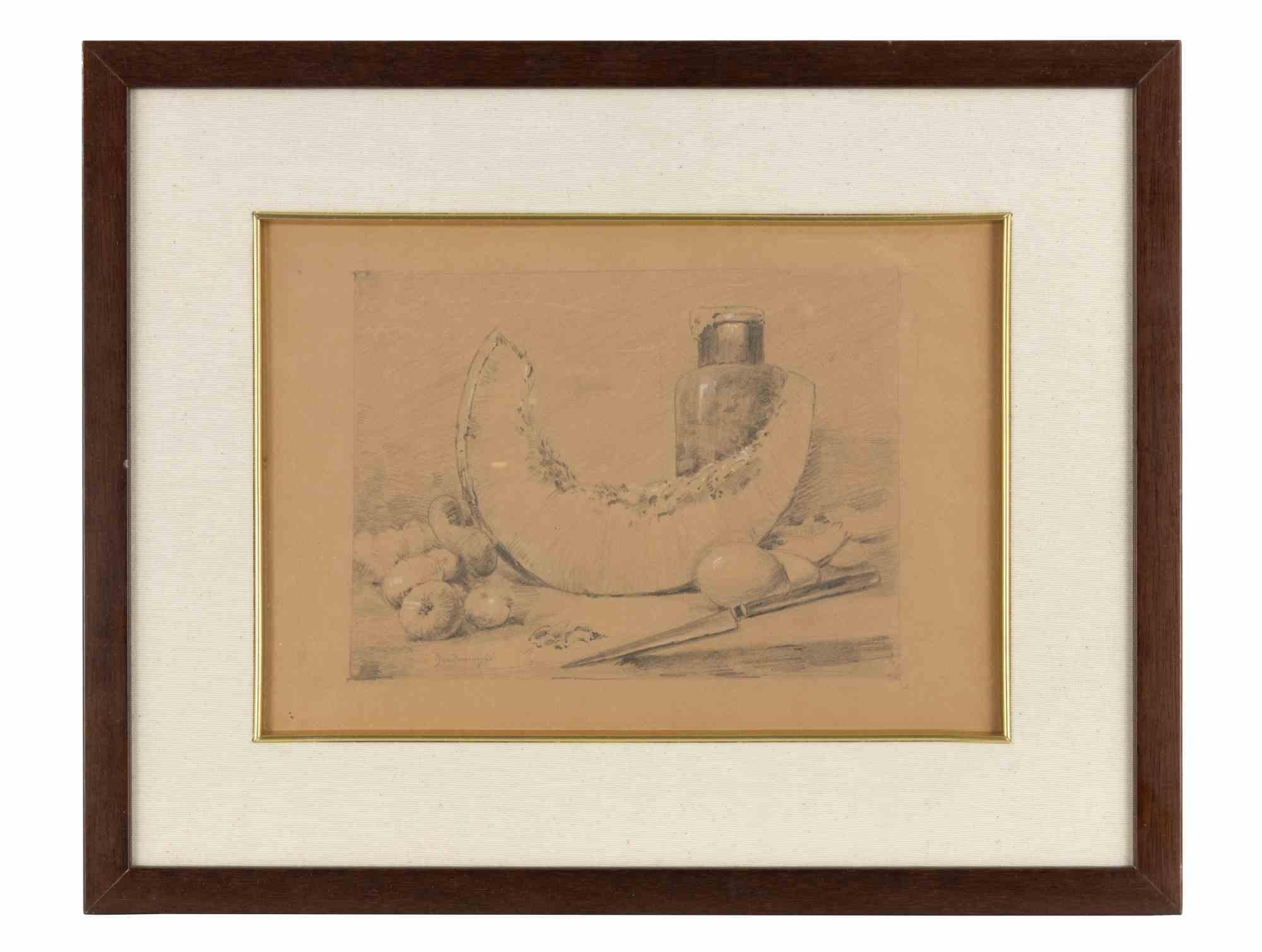 Nature morte est une œuvre d'art moderne originale réalisée par l'artiste Federico Zandomeneghi (1841-1917).

Dessin au crayon sur papier.

Signé à la main par l'artiste dans la marge inférieure.

Inclut le cadre :  36 x 45 cm

Ne manquez pas ce