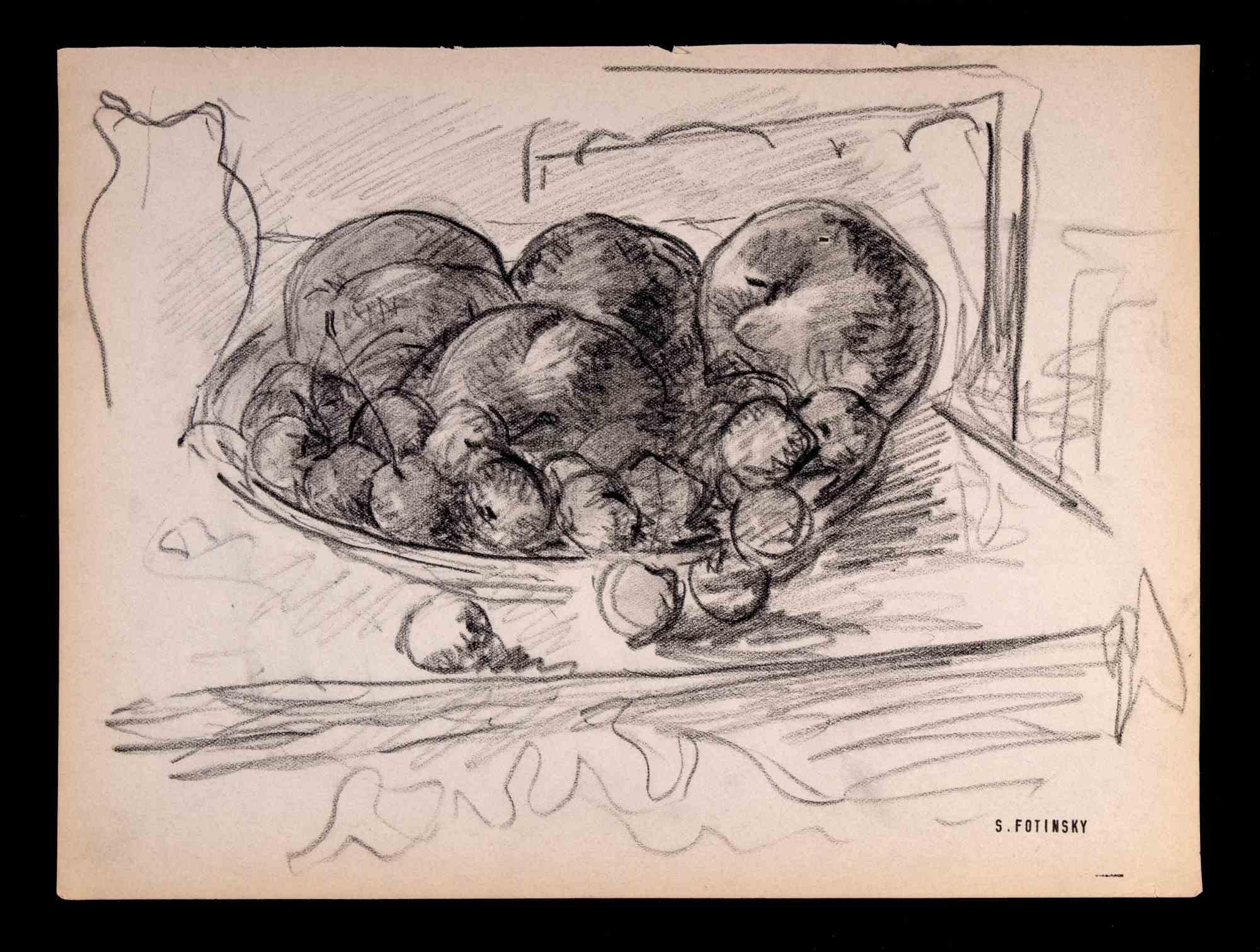Das Stillleben ist ein Kunstwerk von Serge Fotinsky aus dem Jahr 1947. 

Originalzeichnung in Bleistift.

Signatur unten rechts.

20 x 27 cm.

Guter Zustand mit Ausnahme einiger zeitbedingter Vergilbungen.