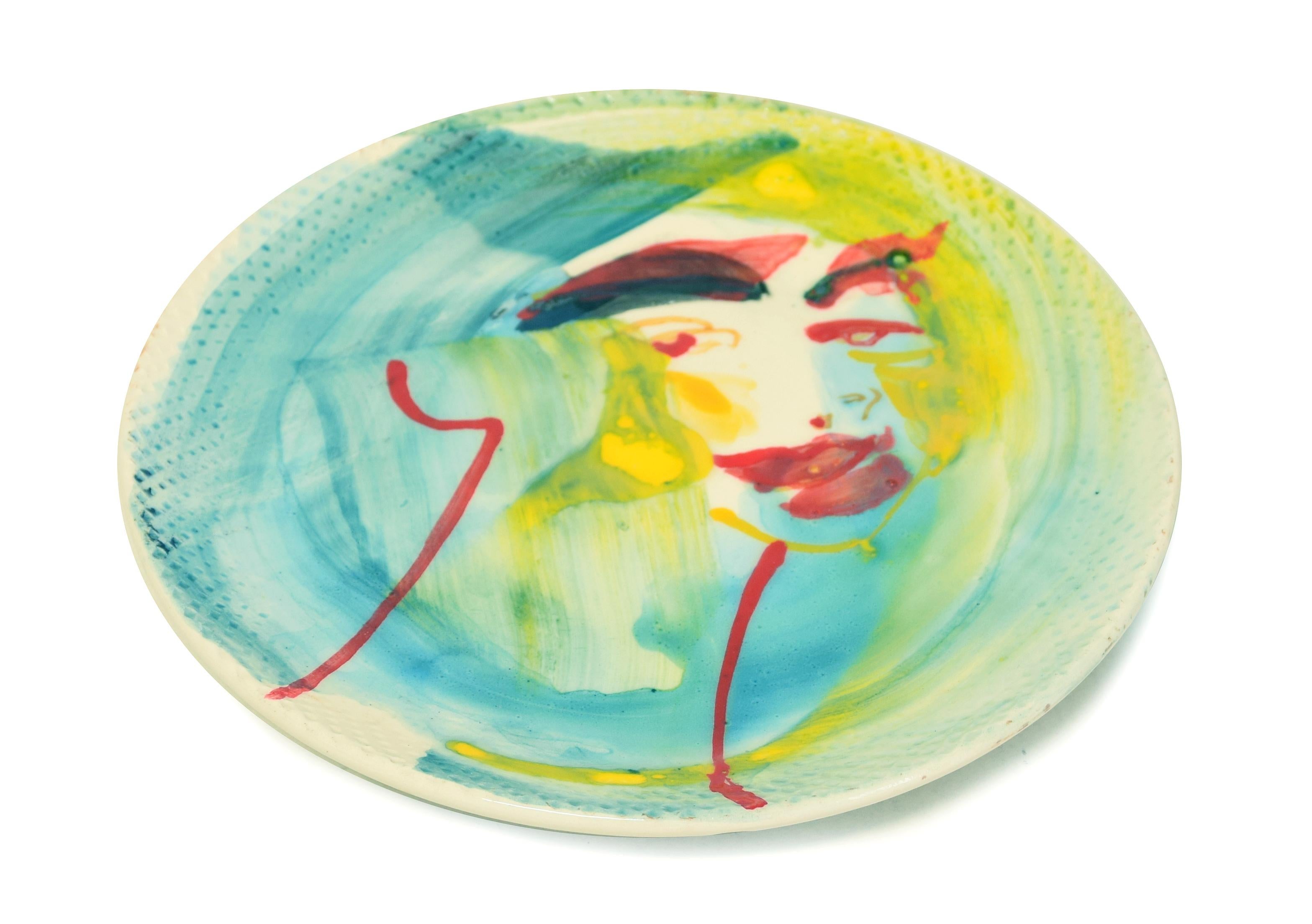 Look at You - Original  Hand-Made Flat Ceramic Dish by A. Kurakina - 2019 - Contemporary Art by Anastasia Kurakina