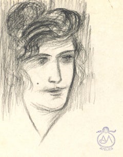 Portrait de femme au fusain sur papier par A. Mrodack-Jeanneau
