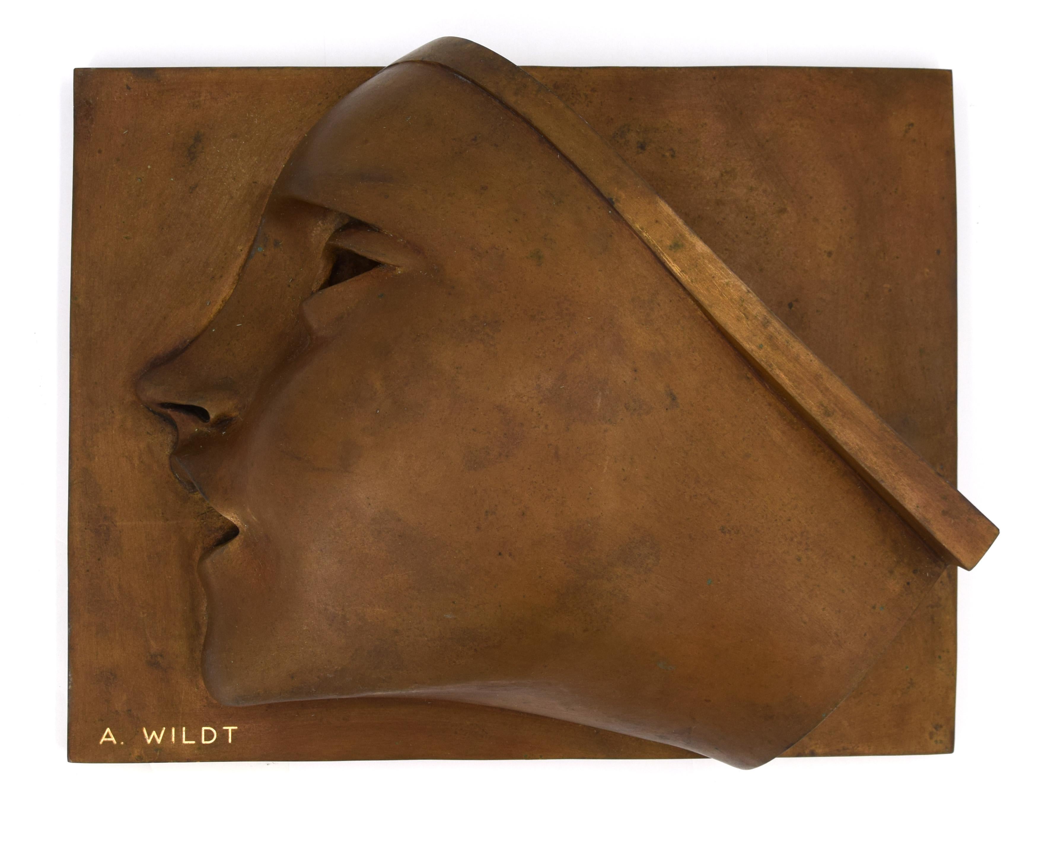 Adolfo Wildt Figurative Sculpture – Victor Victory - Bronzeskulptur nach A. Wildt - 1990