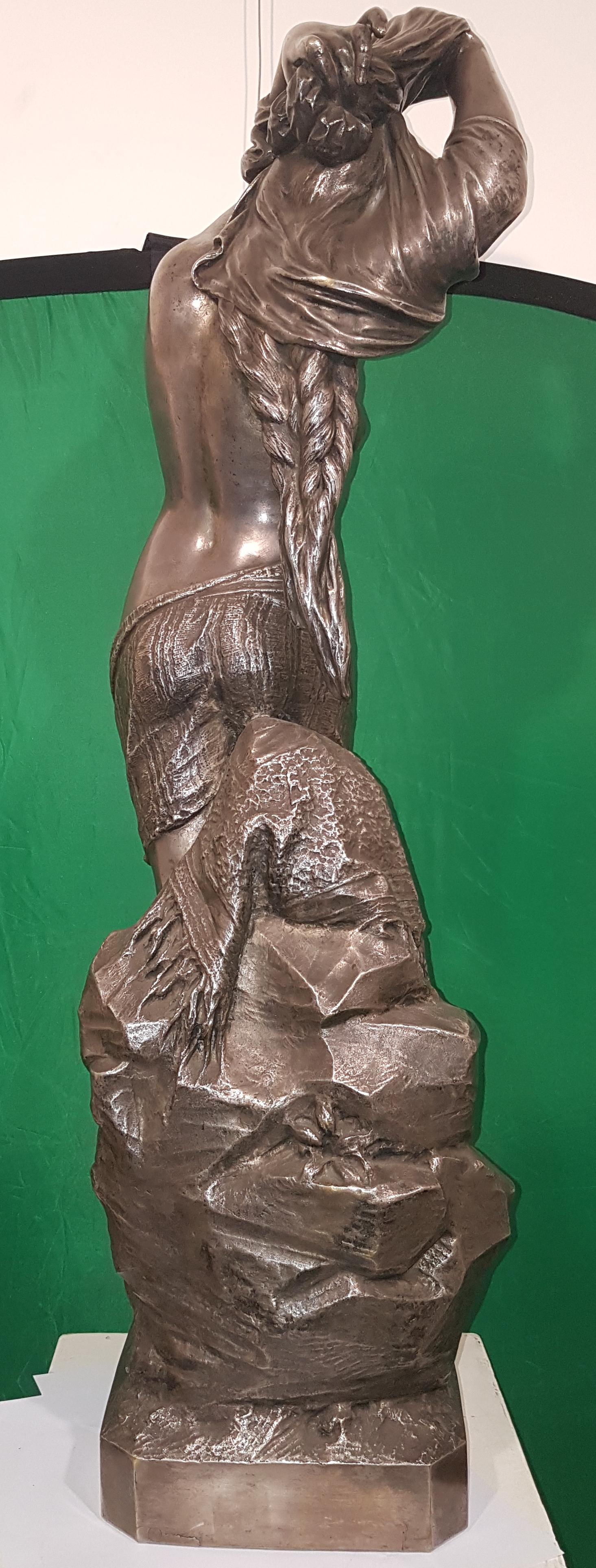 Odalisque – versilberte Bronzeskulptur von Giuseppe Salvi – 1886 im Angebot 4