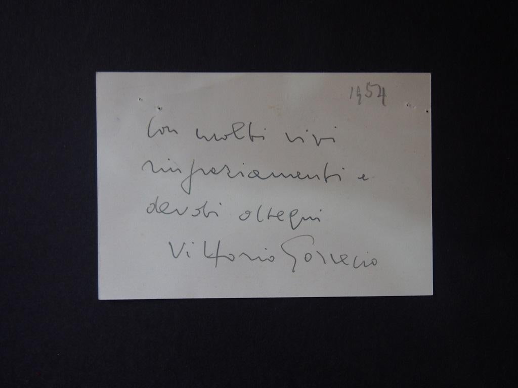 This is a unique Autograph Card Signed by Vittorio Gorresio (Modena, 1910 - Rome1982)  to the Countess A.L. Pecci Blunt.

Around 1954. In Italian. With a greeting and thank-you message. Excellent condition, on laid ivory-colored paper. 

Vittorio