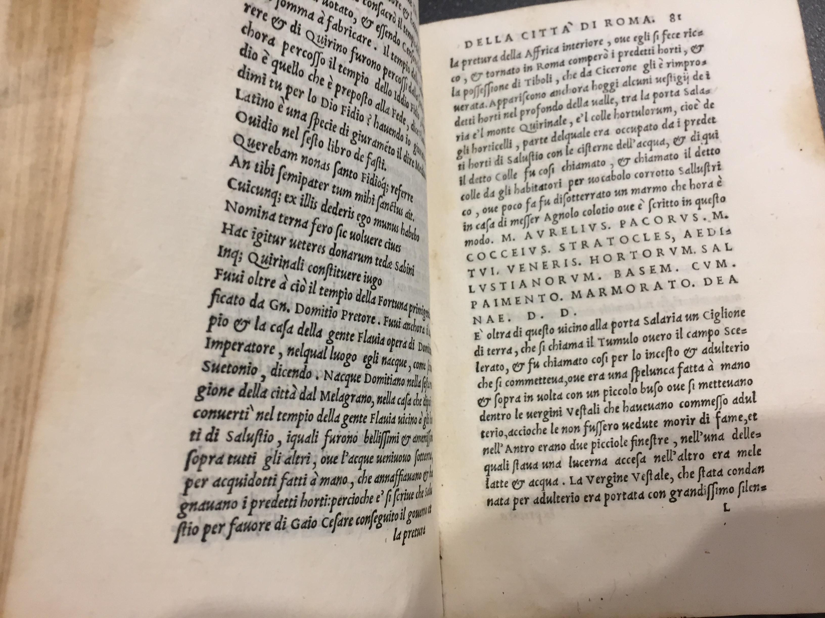Titre complet : Opera di Andrea Fulvio delle antichità della Città di Roma, & delli edificij memorabili di quella. Tradotta nuovamente di latino in lingua toscana, per Paulo dal Rosso cittadino Fiorentino. 

Première édition en toscan/italien de cet