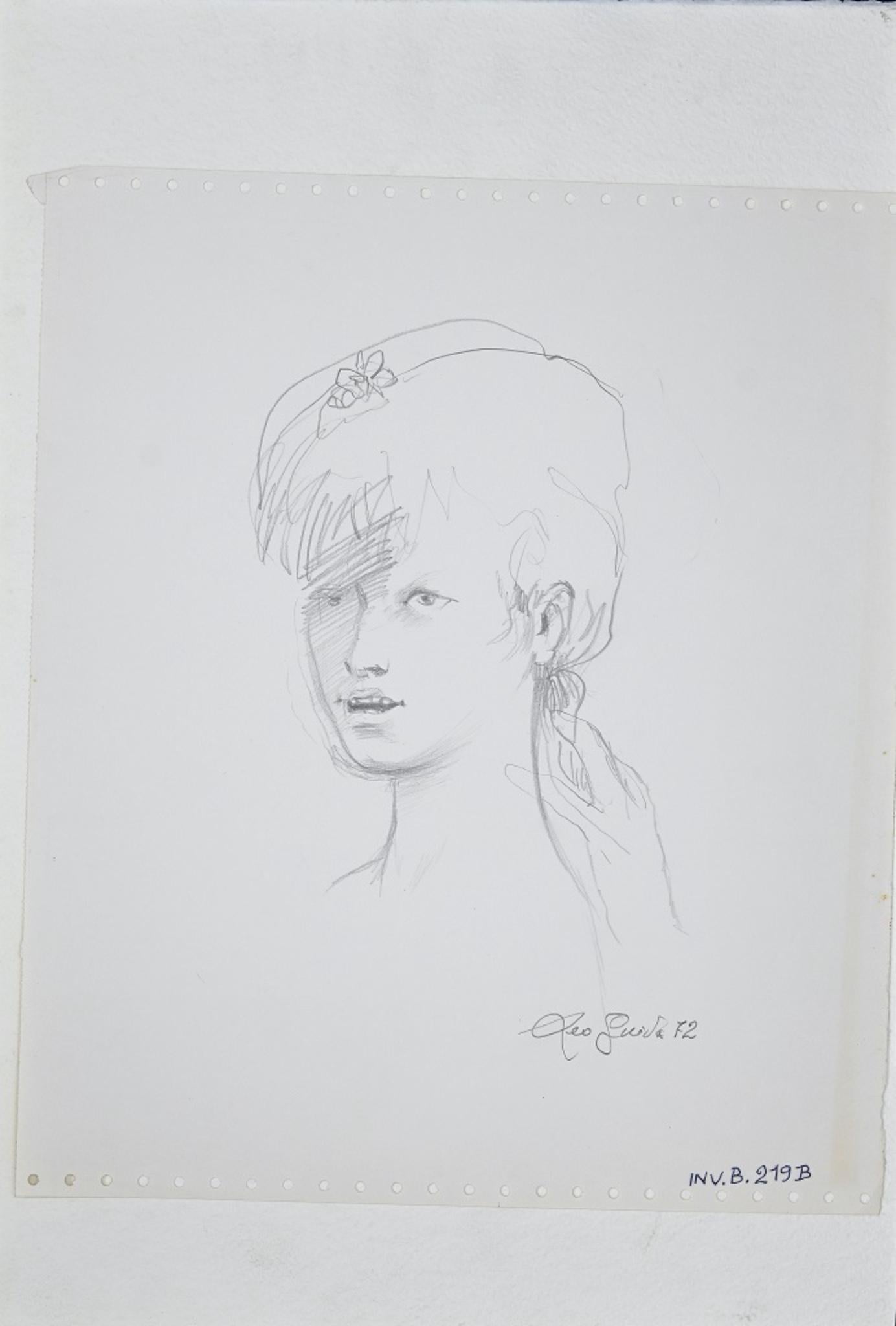 A Girl ist ein originales zeitgenössisches Kunstwerk des italienischen Künstlers Leo Guida aus dem Jahr 1972.

Handsigniert und datiert mit Bleistift in der unteren rechten Ecke: Leo Guida '72. 

Original-Zeichnung auf Papier. 

Die Zeichnung ist