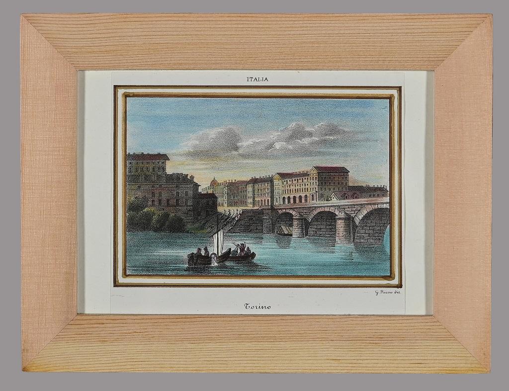 La vue de l'ancienne Turin est une  belle œuvre d'art réalisée dans la moitié du 19ème siècle.

Lithographie originale. Titre et auteur sur la plaque.

Réalisé par G. Riccio comme indiqué sur la plaque