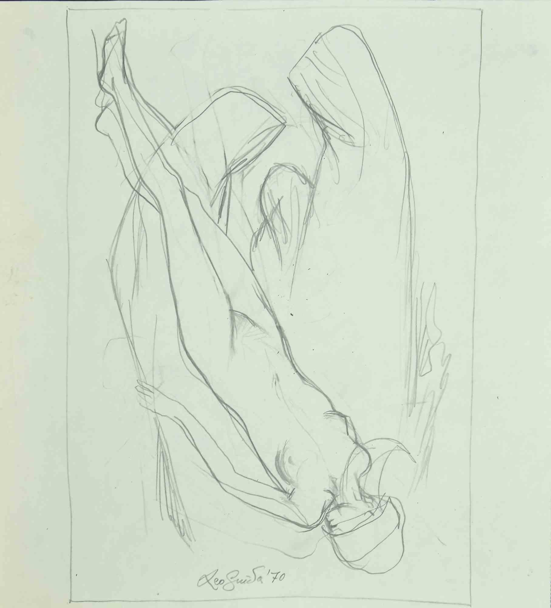 Nude ist ein originales Kunstwerk, realisiert  1970 von dem italienischen zeitgenössischen Künstler  Leo Guida  (1992 - 2017).

Original-Bleistiftzeichnung auf elfenbeinfarbenem Papier.

Am unteren Rand handsigniert und datiert. 

Ausgezeichnete